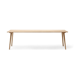 In Between SK6 Dining Table - Clear Lacquered Oak
