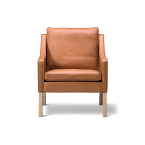 Mogensen 2207  Club Armchair - Oak Lacquered/Leather 3 (Max 95)