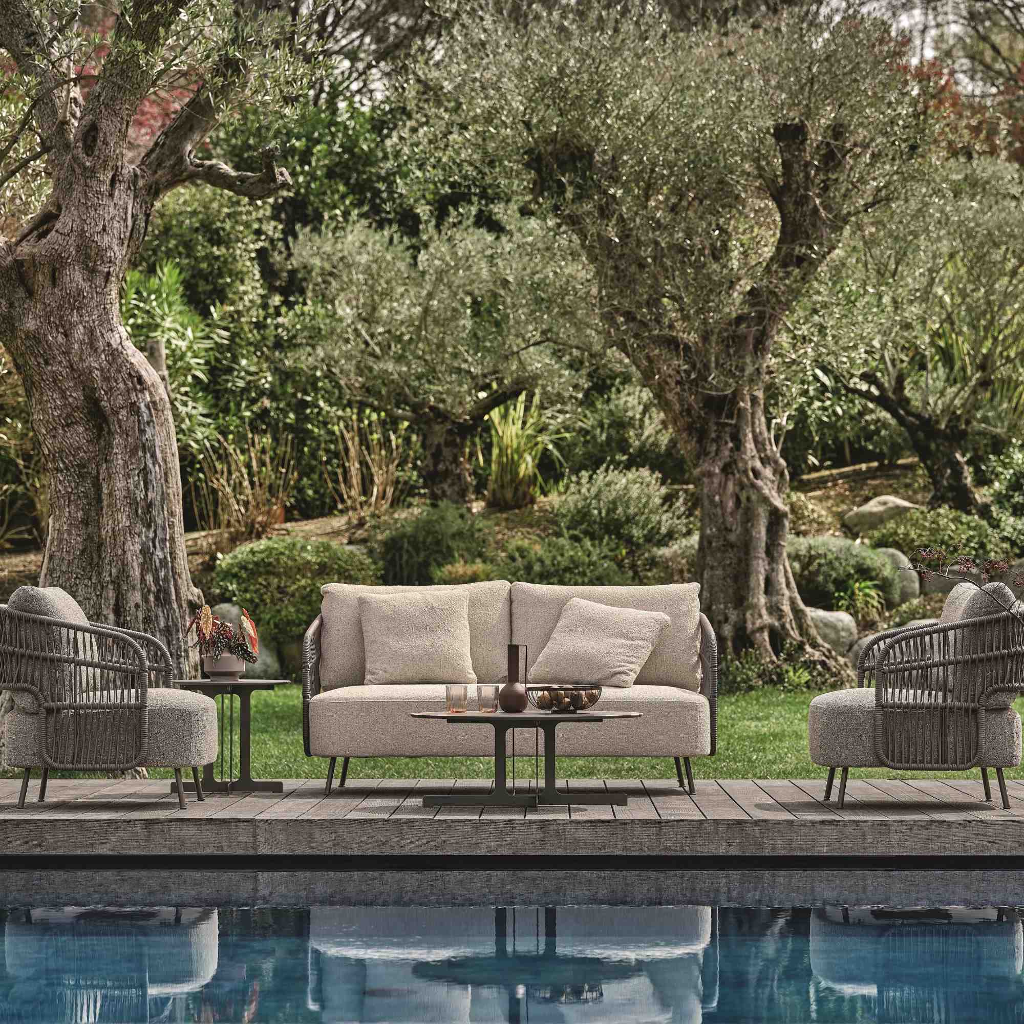 356 OD20C0 Outdoor Sofa - Fabric U (Update 002)