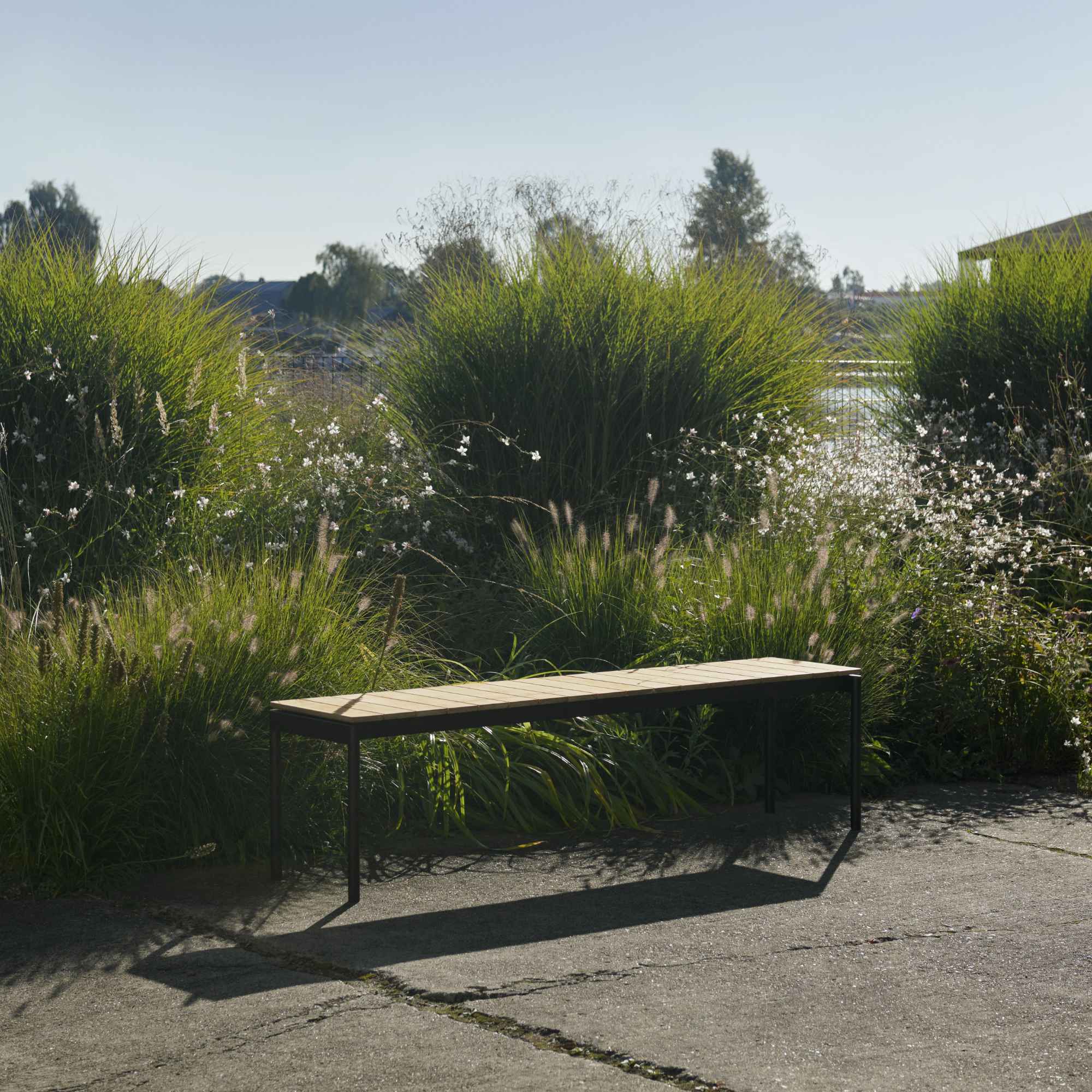 مقعد خارجي Ville AV28 - أسود دافئ