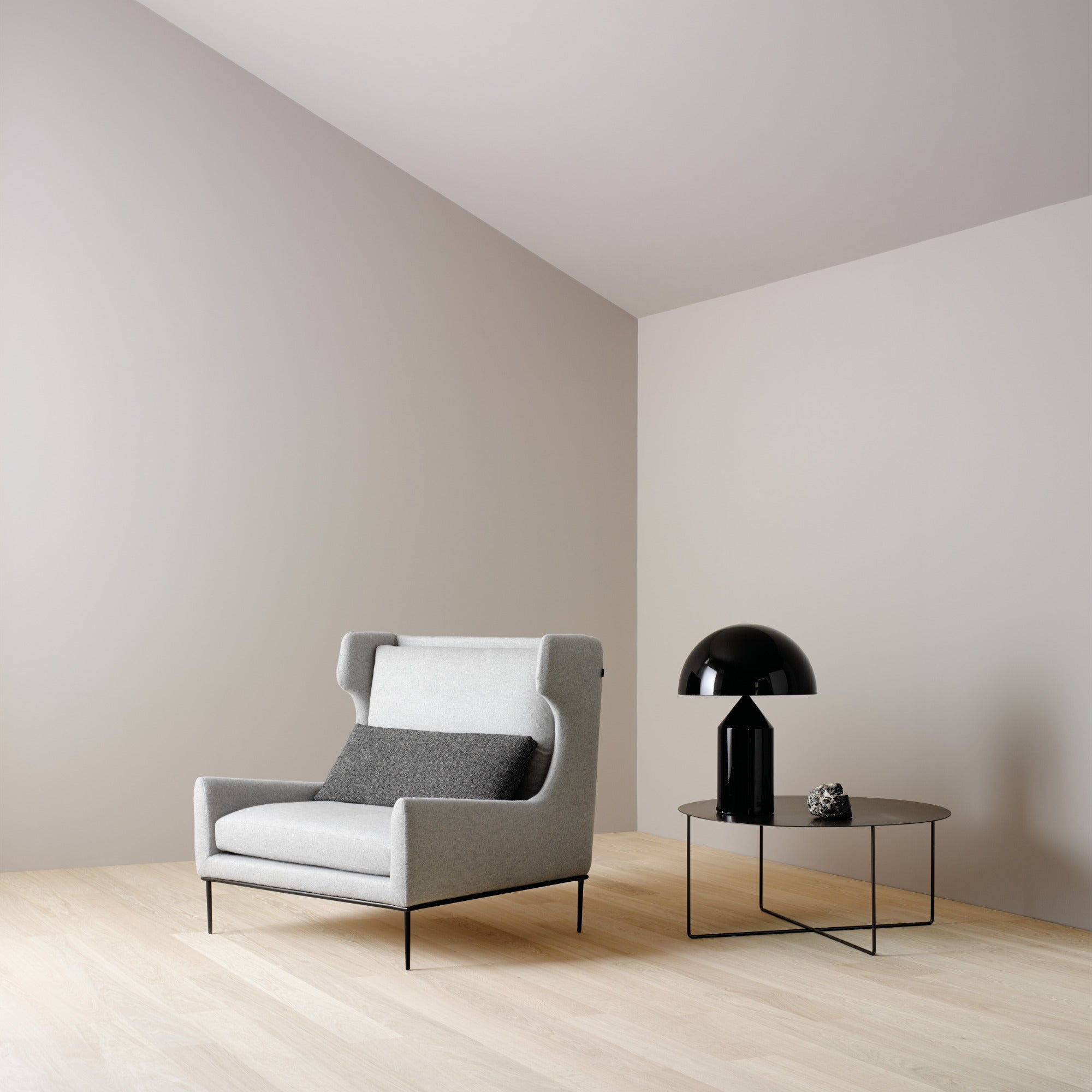 Alice 010H Armchair - Leather (Old Velvet 2015)