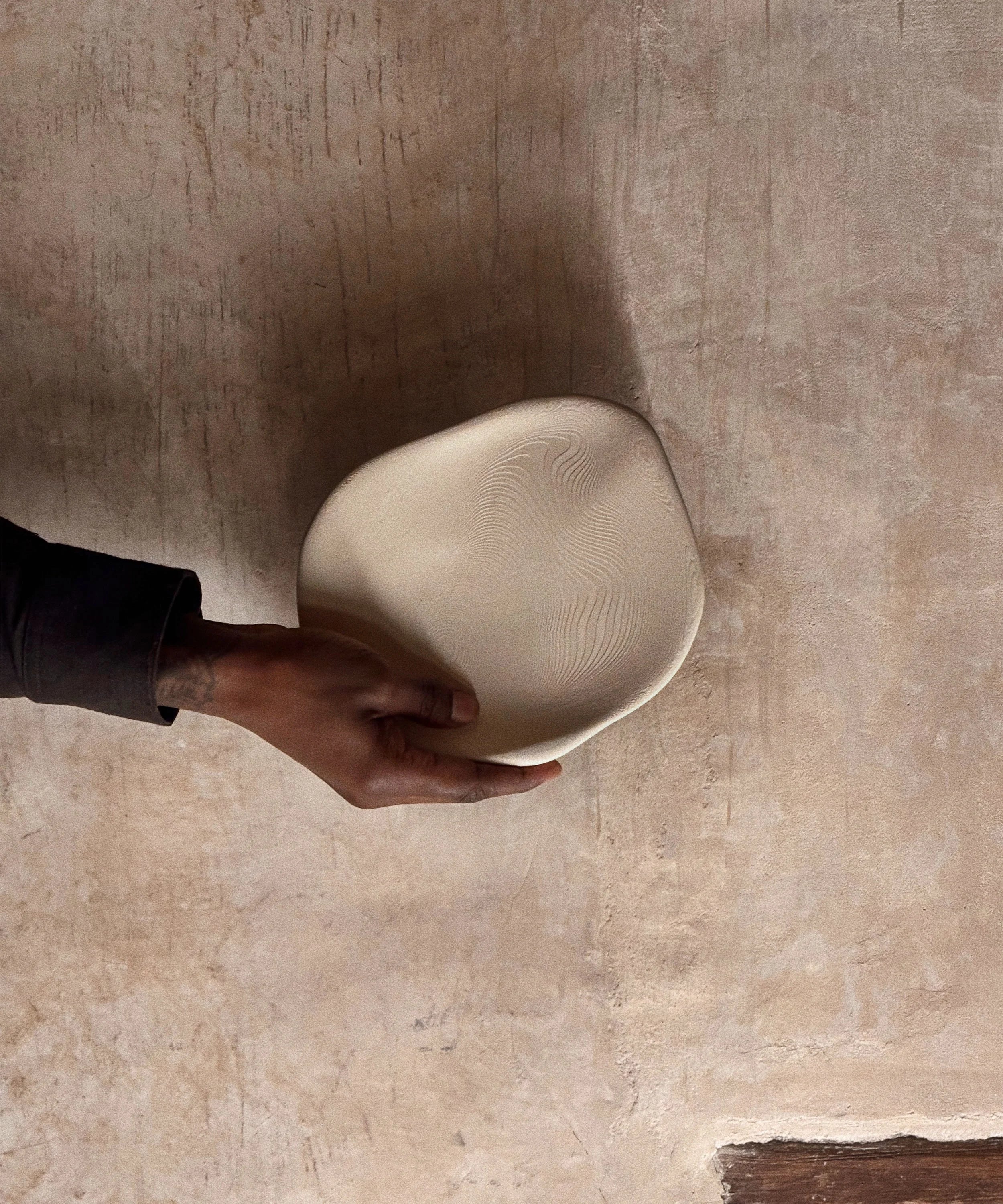 Veil 01 Ornament Tray - Sandstone-4