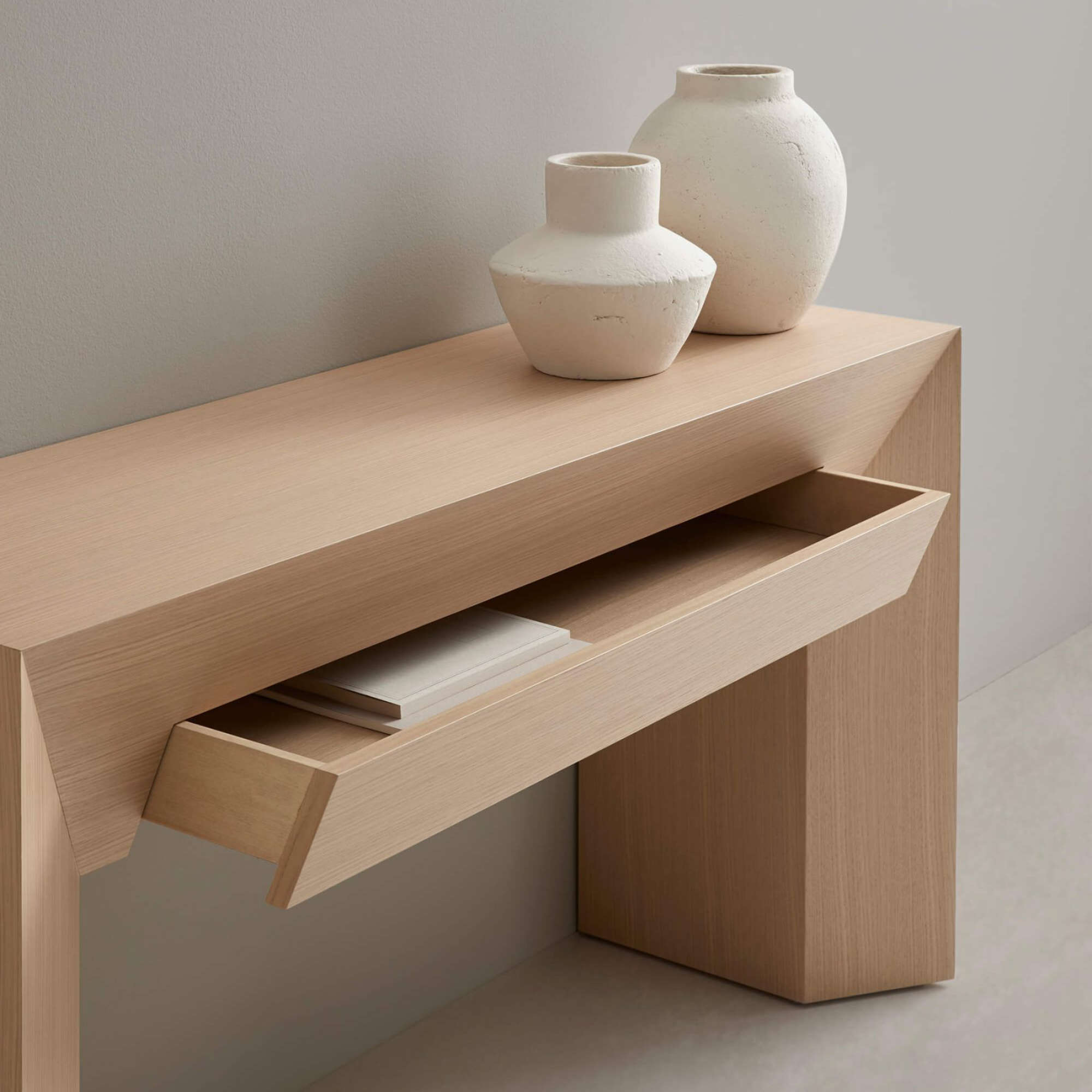 Axil XY-54 Console - Light Oak