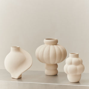 Balloon 03 Ceramic Vase - Raw White