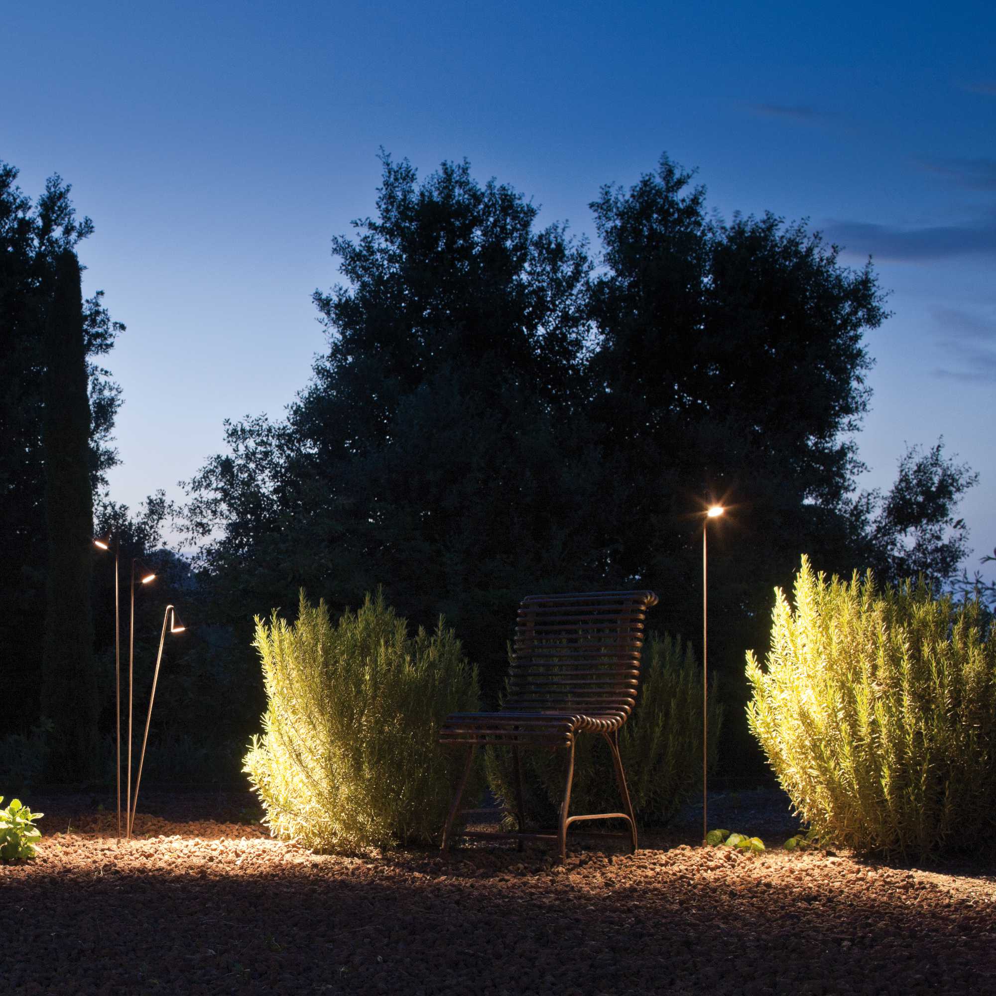 Brisa 4630 Outdoor Floor Lamp - Oxide-3