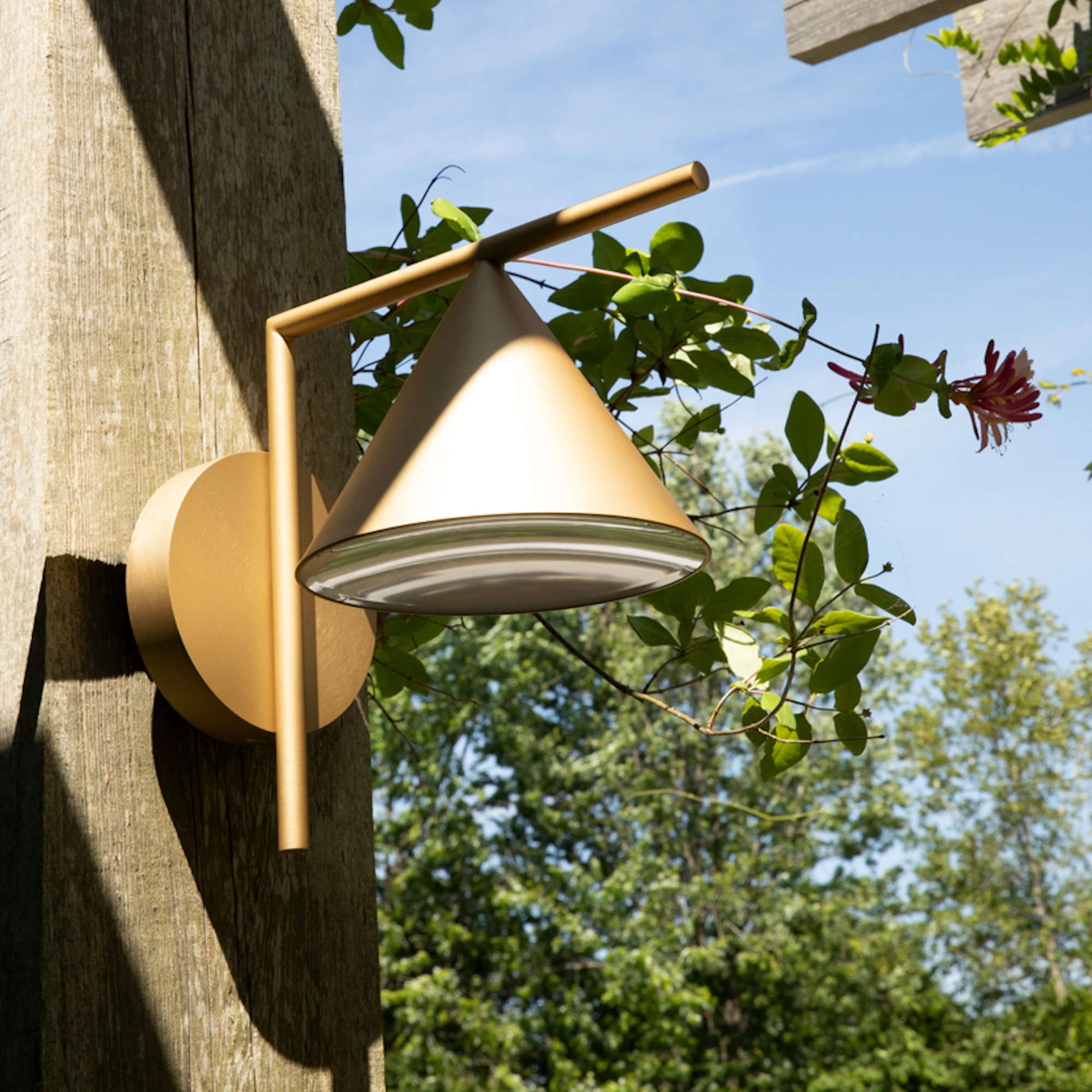 Captain Flint W1 Outdoor Wall Lamp - Burgundy Red