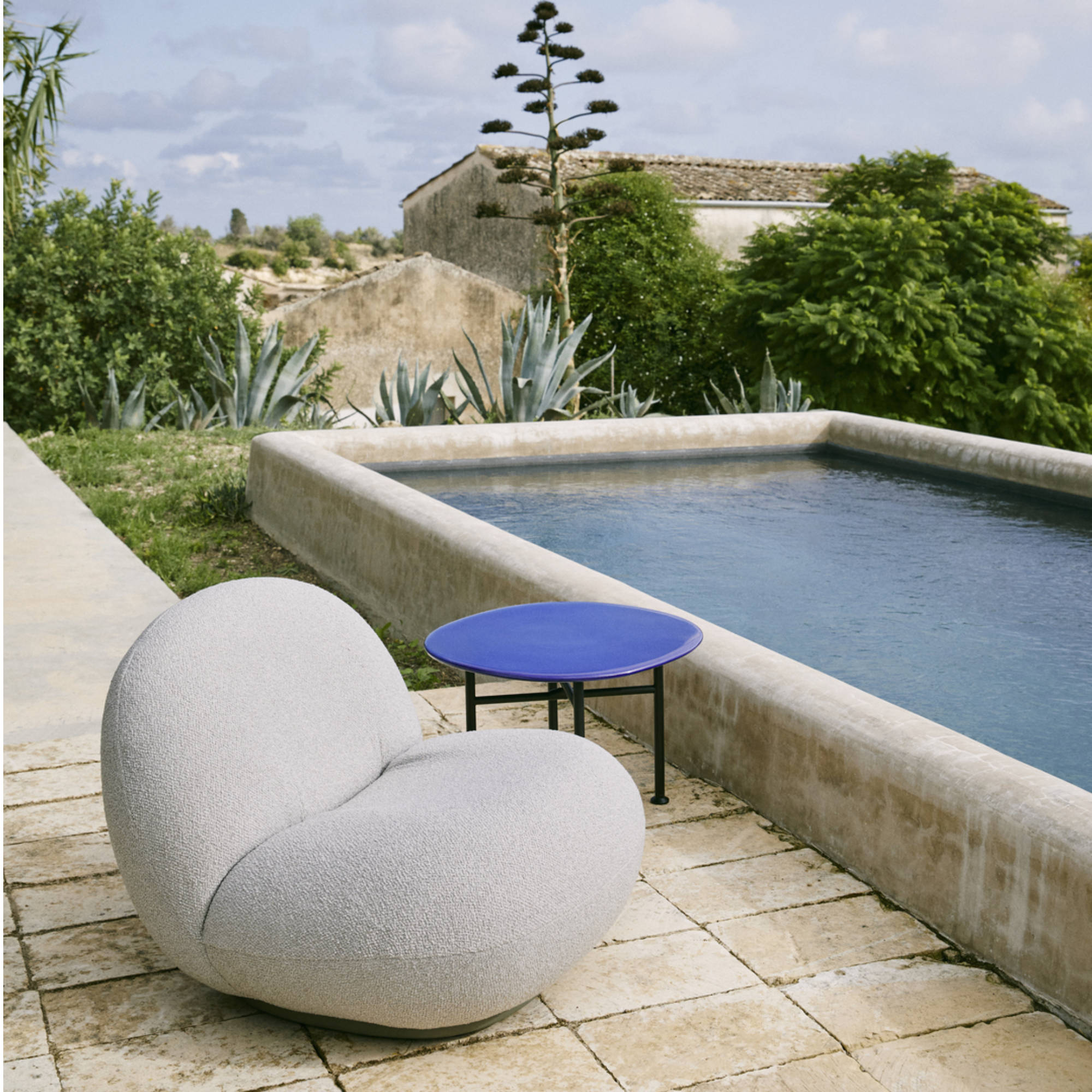 Carmel 59044 Outdoor Coffee Table - Black/Rock Red-3