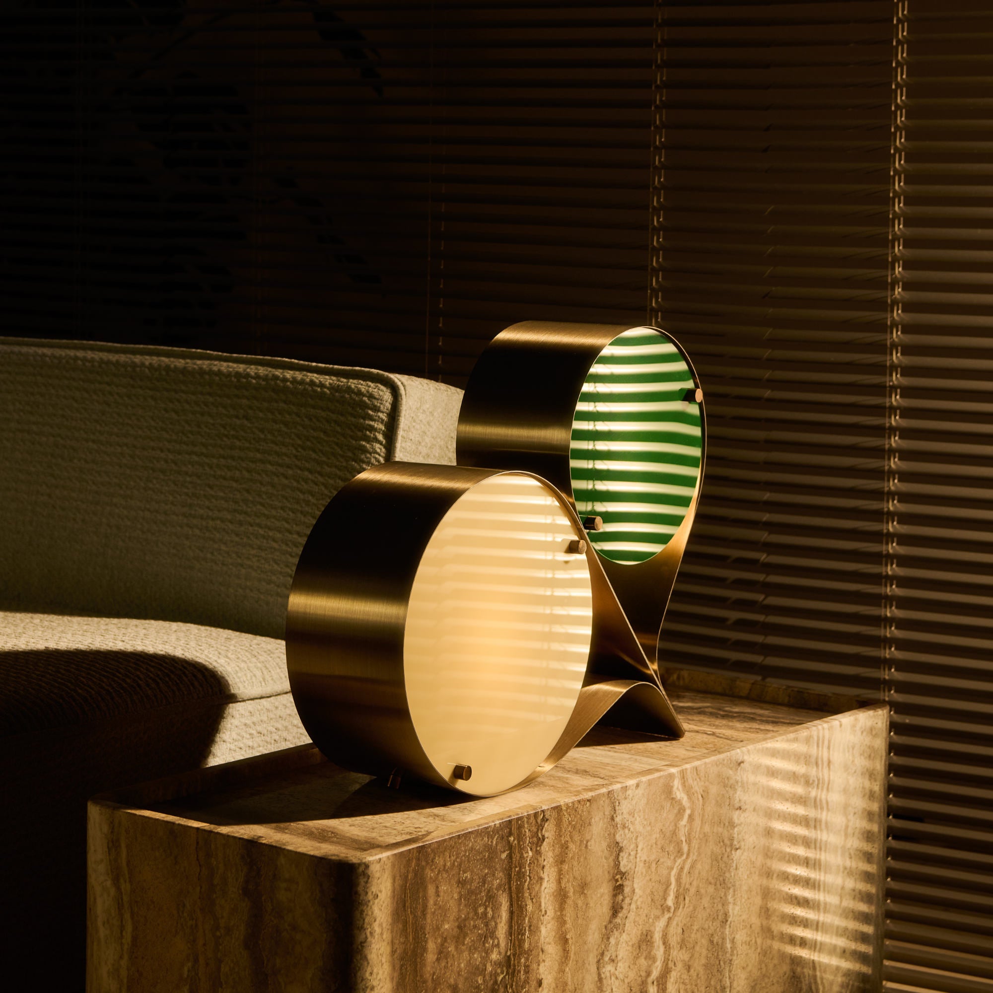 Coppia Table Lamp - Ivory/Olive PIexiglass