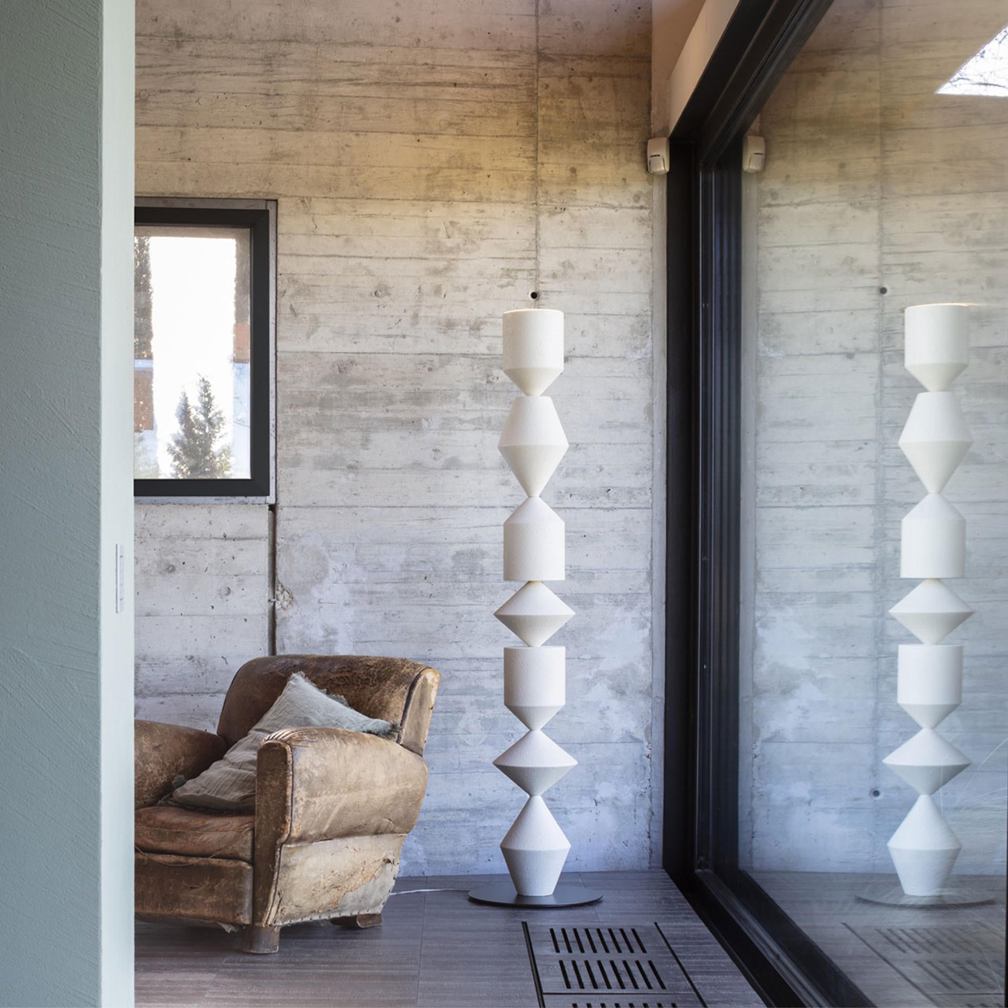 Costantina Floor Lamp - Ral 1013-2