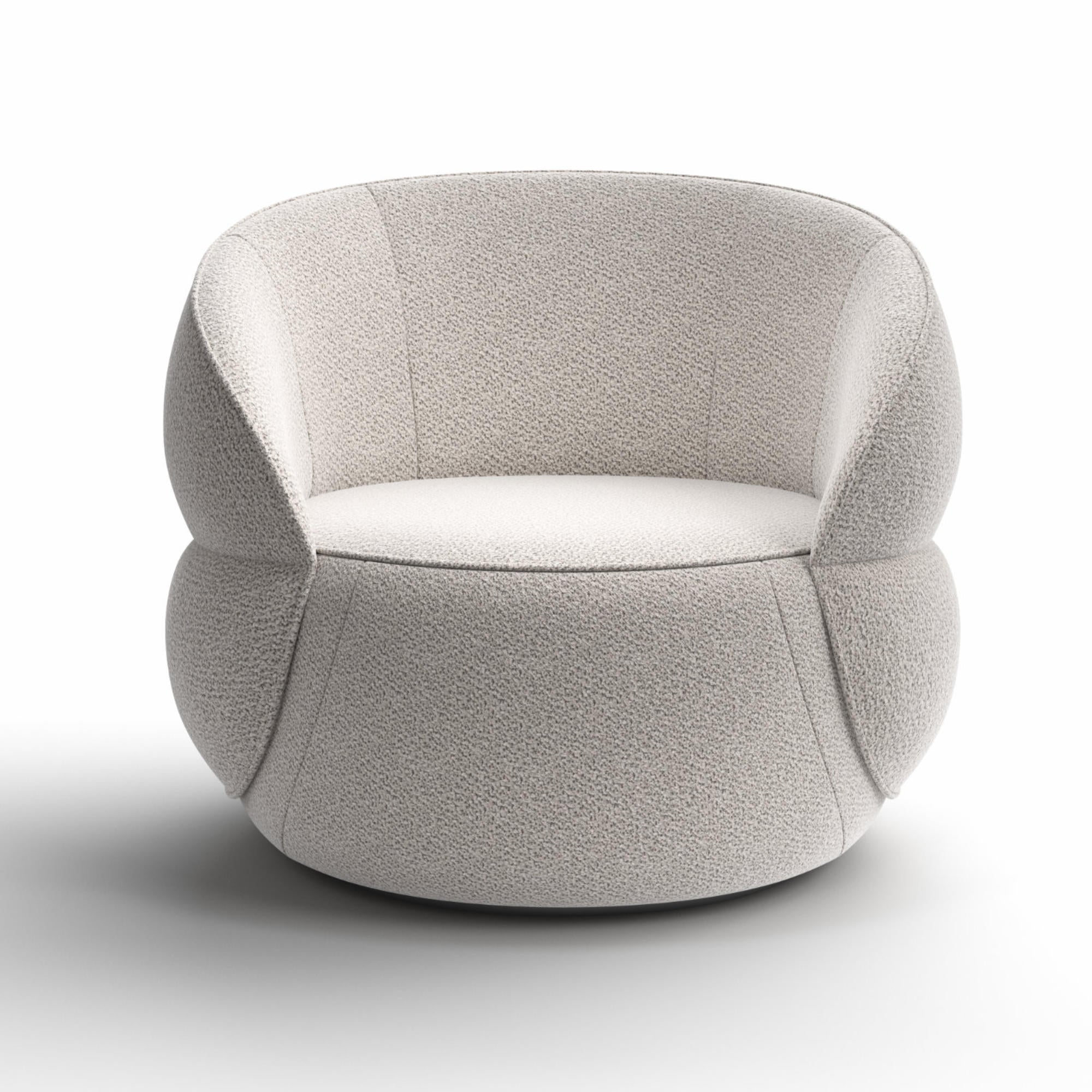 Clip P1N00 Armchair - Fabric P (Potter 503)