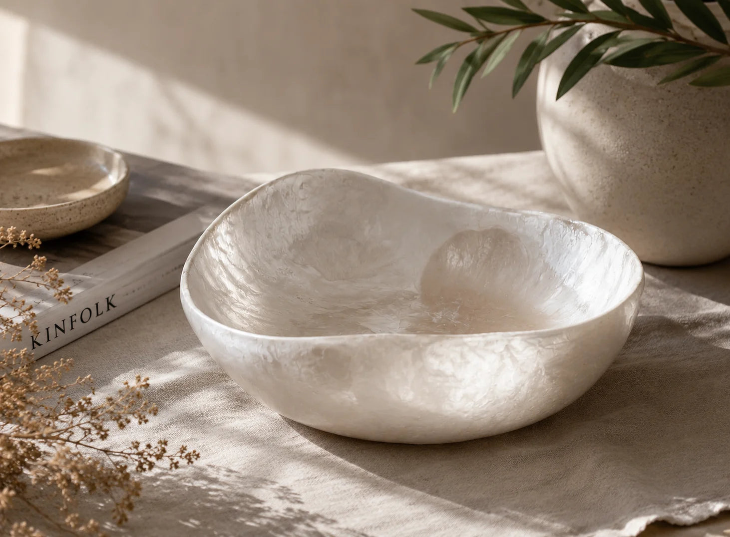 Flow Bowl - Large/Swirl White Clear