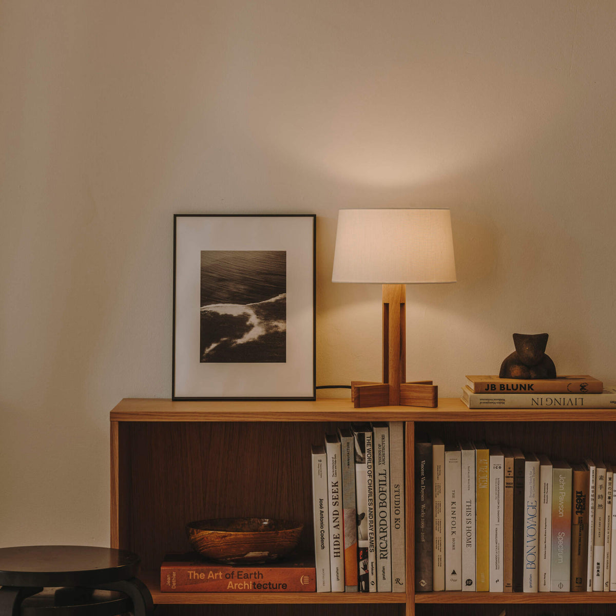 FAD Table Lamp – 40x61 / Wood (Natural Oak) / White Linen-2