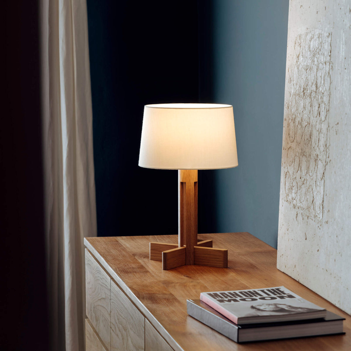 FAD Table Lamp – 26x42 / Wood (Natural Oak) / White Linen-5
