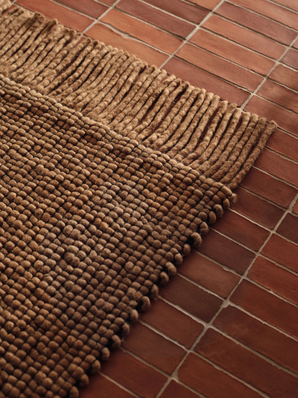 Udo Rug - Tan/Black - 200x300-3