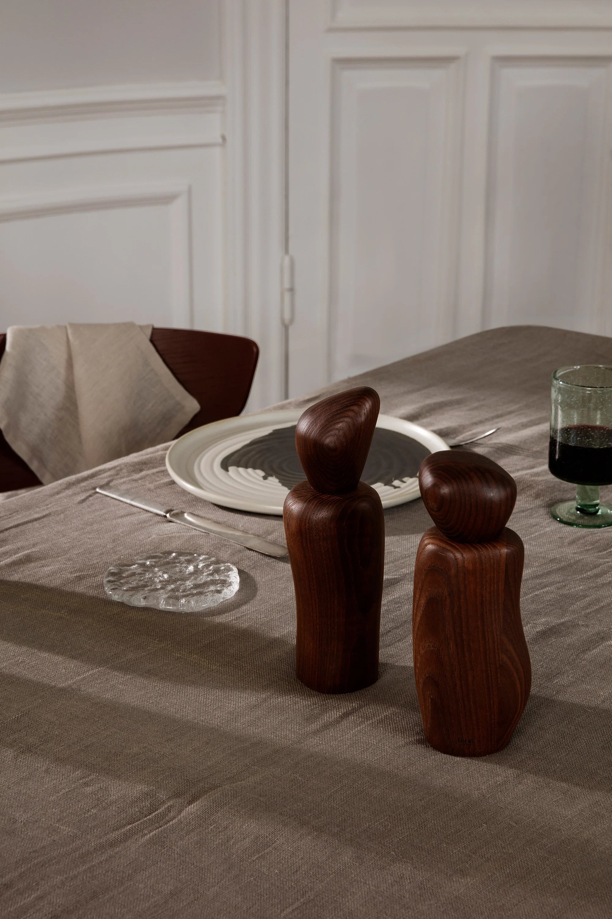 Pebble Grinder - Dark Brown-2