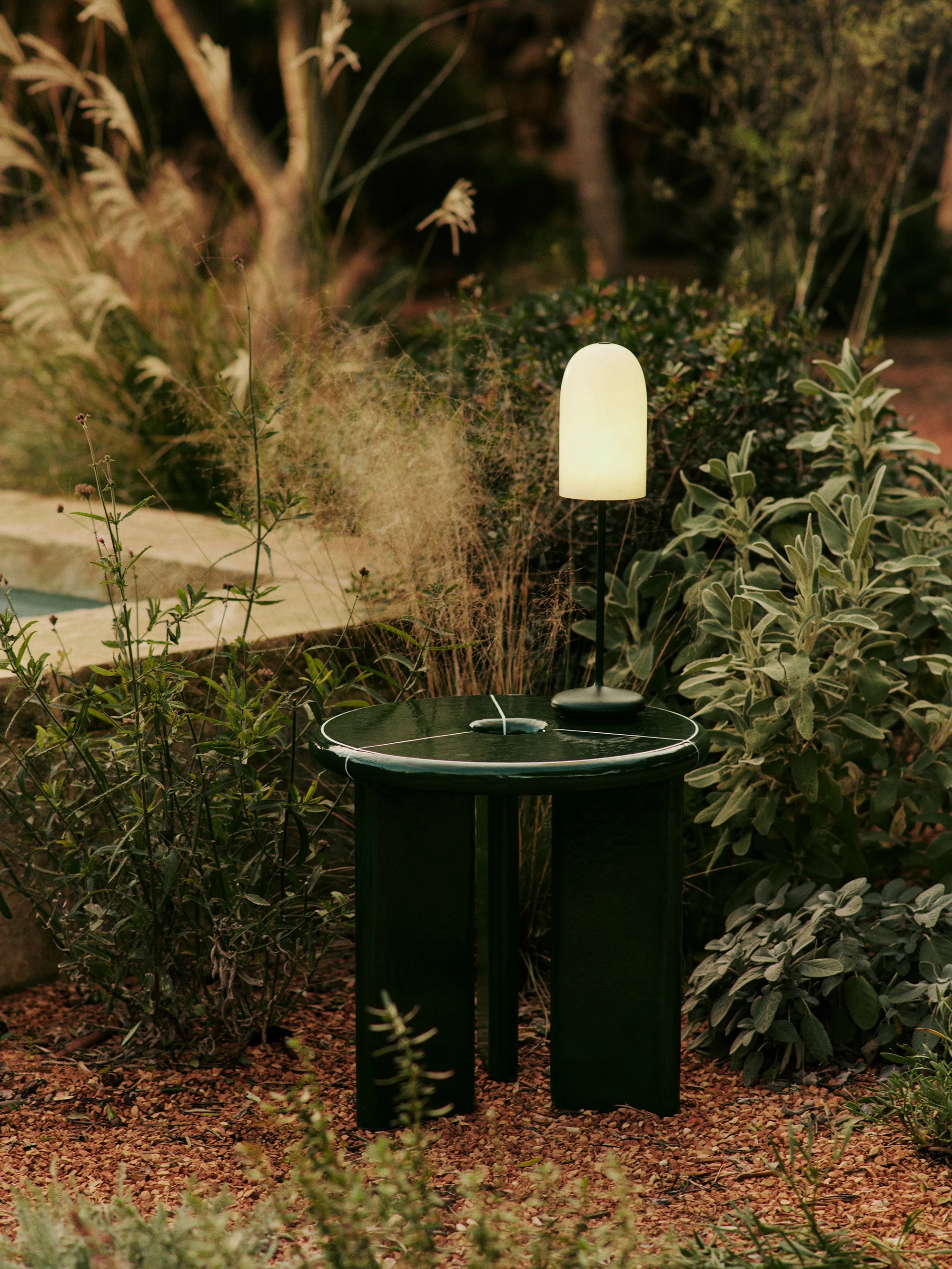 Gry Table Lamp - Black/Translucent-3