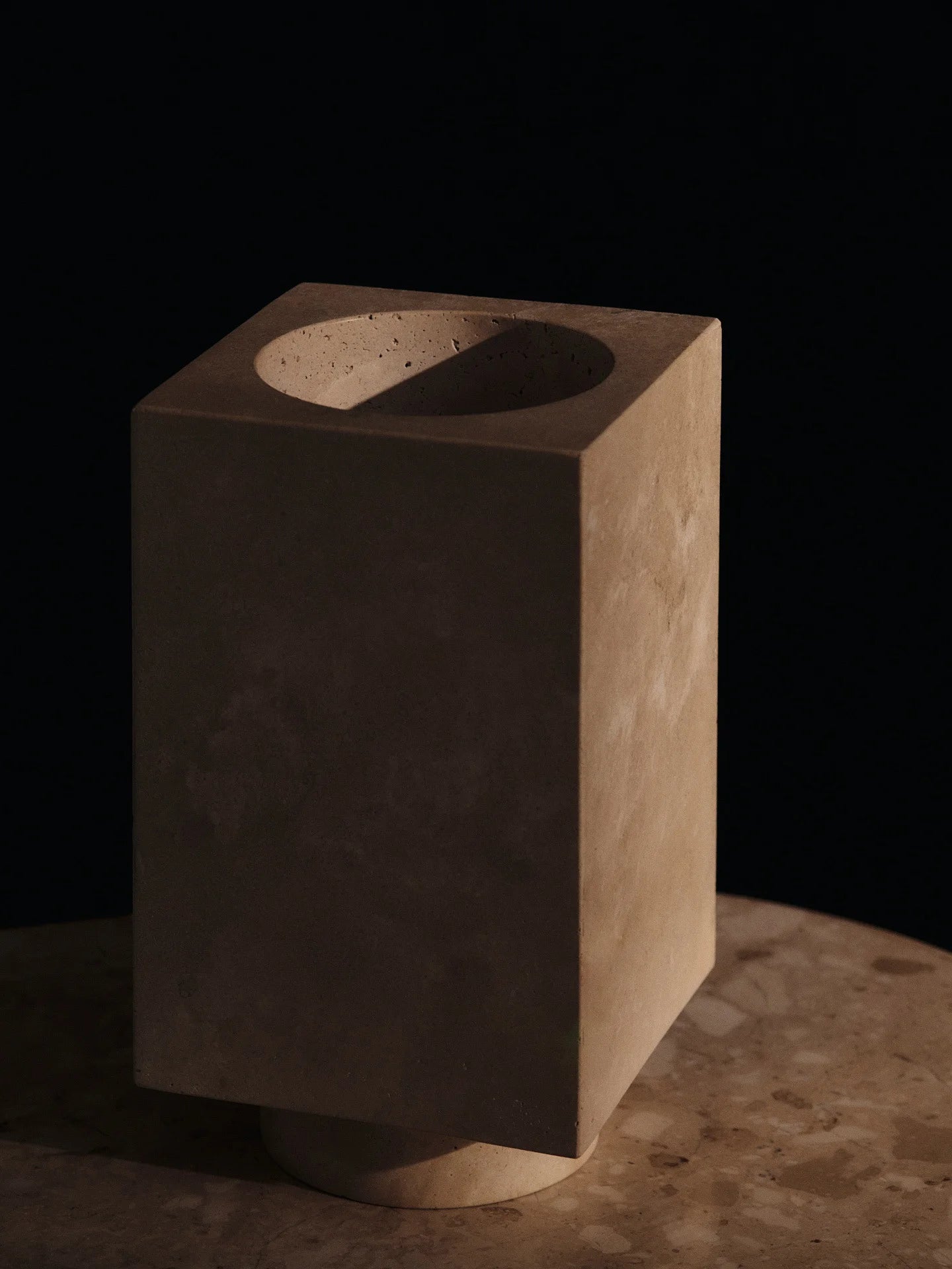 Hew Vase - Travertine-4