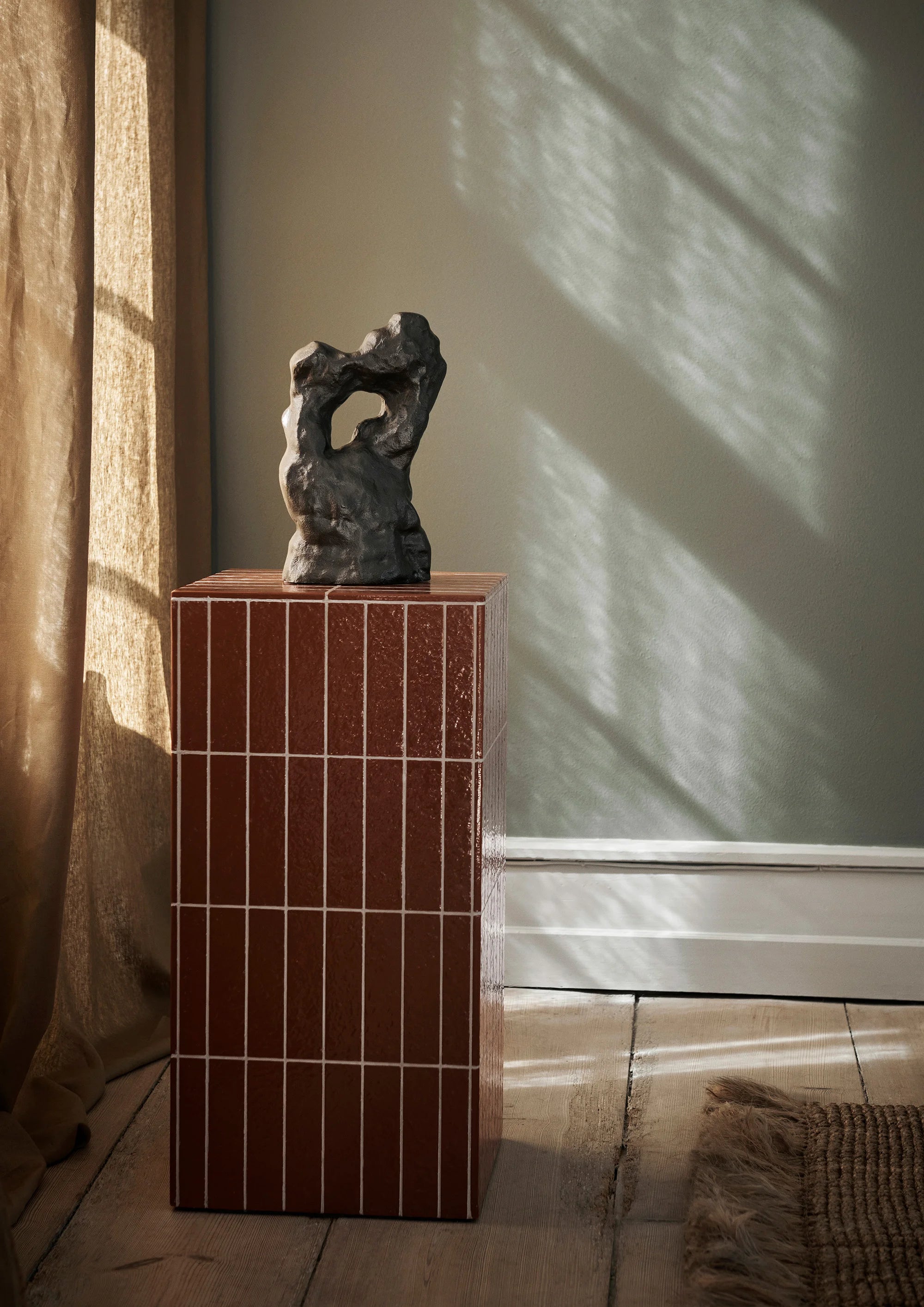Pillar Pedestal - Brown-4