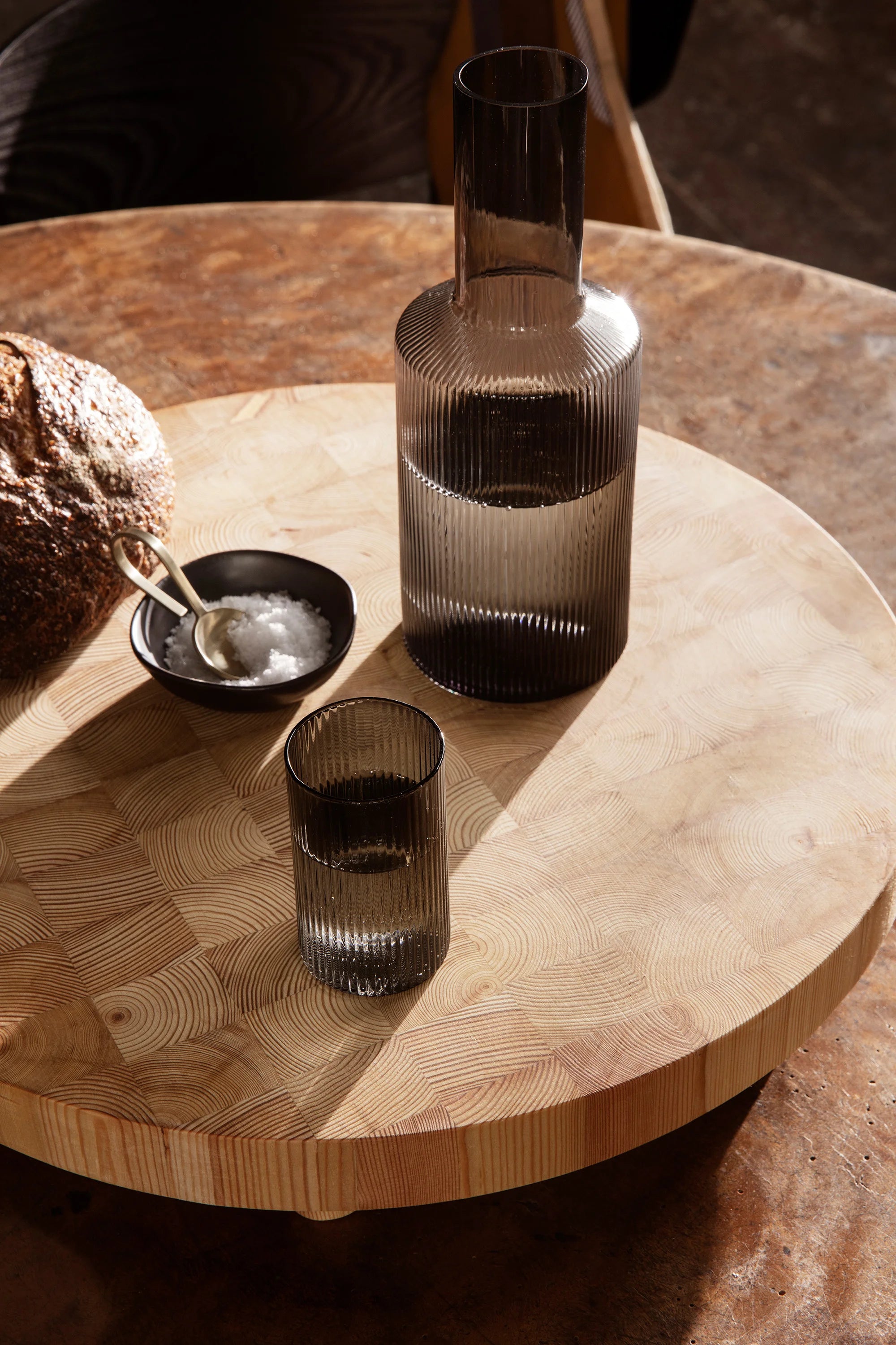 Ripple Carafe - Smoked Grey-9