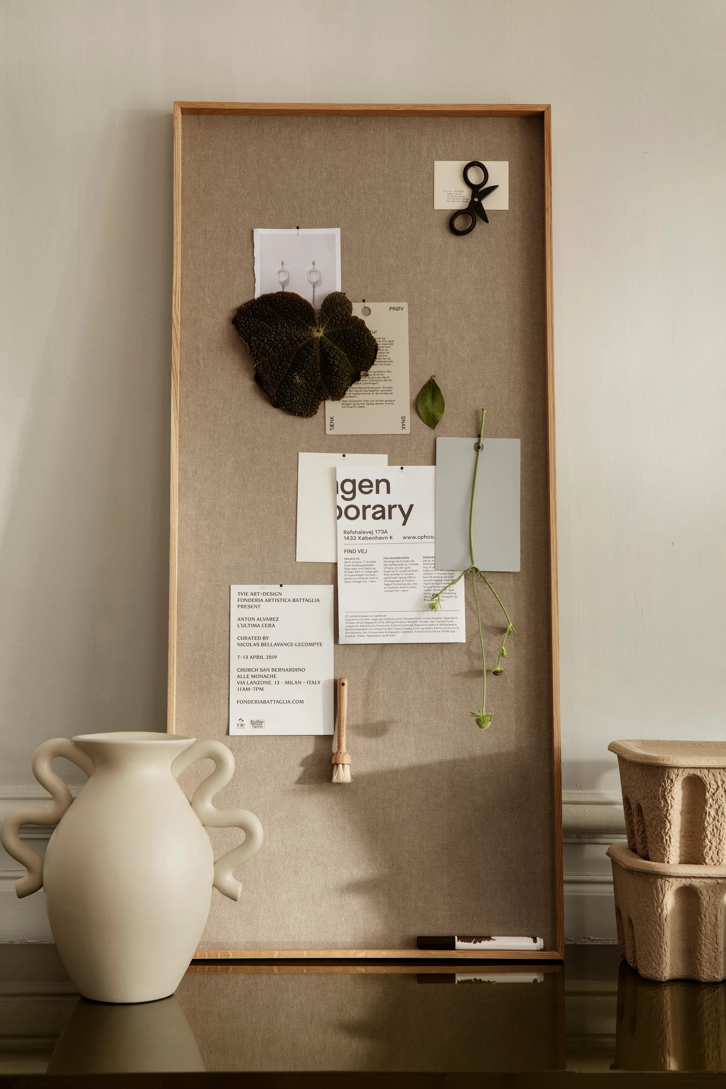 Verso Table Vase - Cream-2