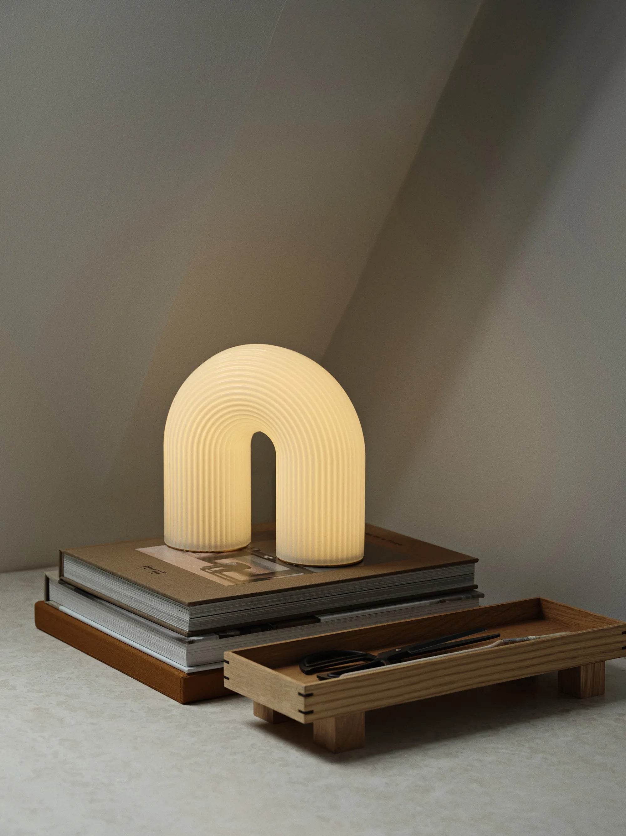 Vuelta Table Lamp - White-7