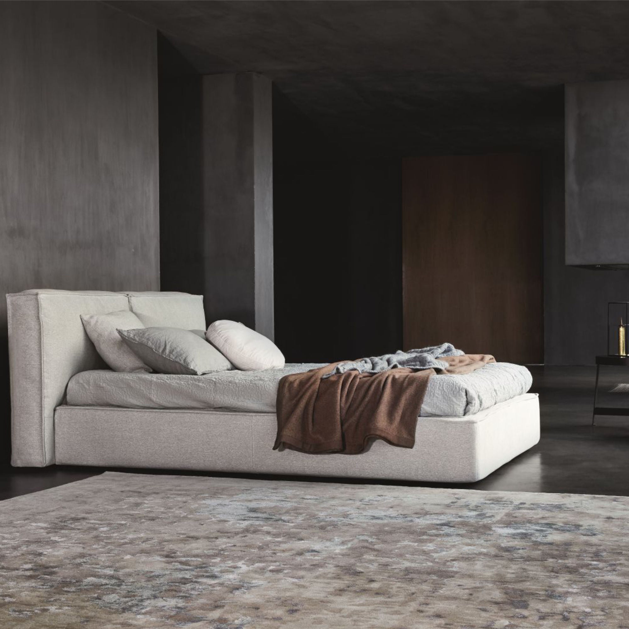 Flann 2.0 180 Bed - Fabric P (Petra 040)-2