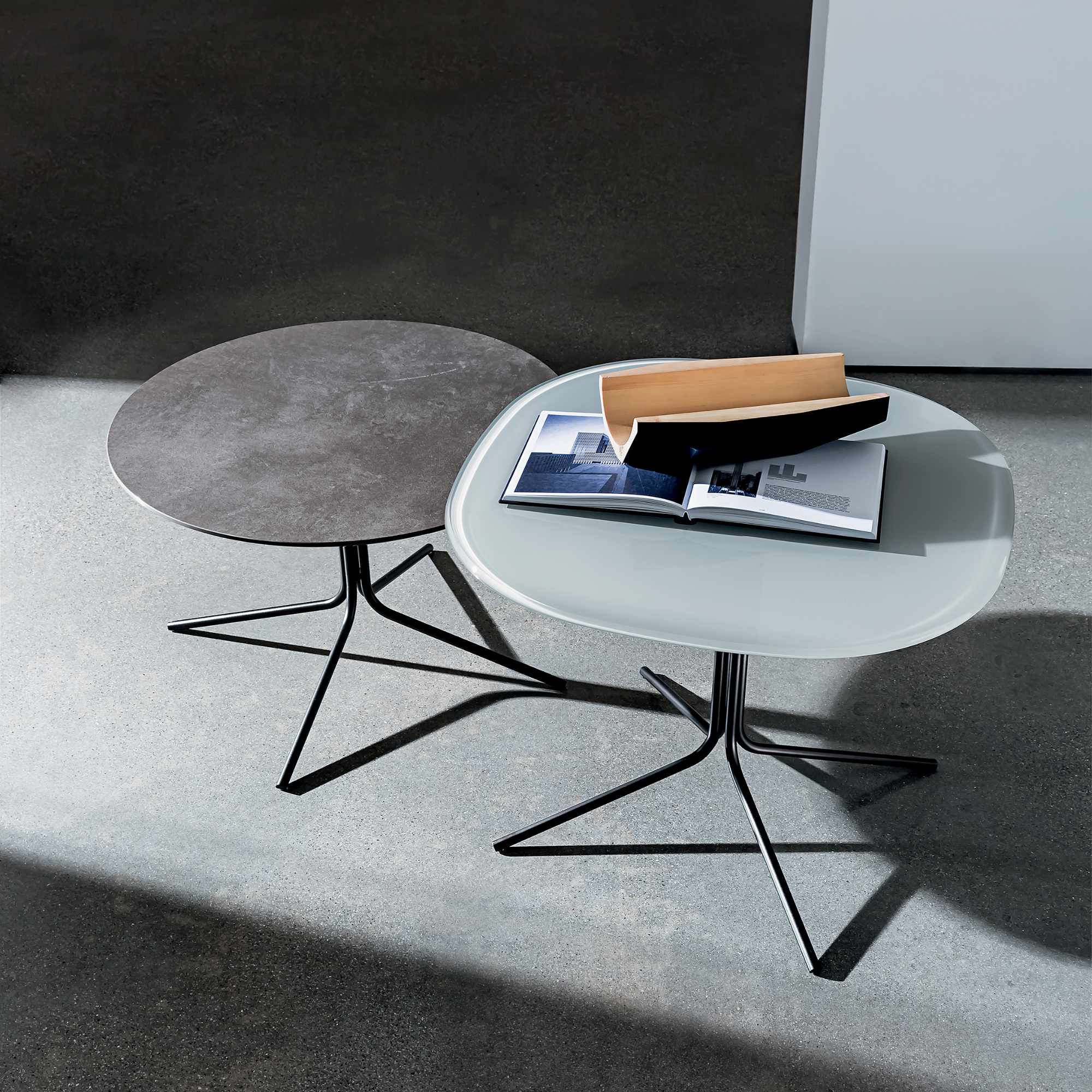 Genius P4702 Side Table - RL/AES1-5