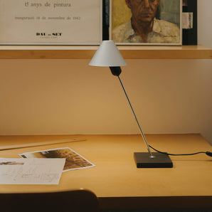 Gira Table Lamp - Natural