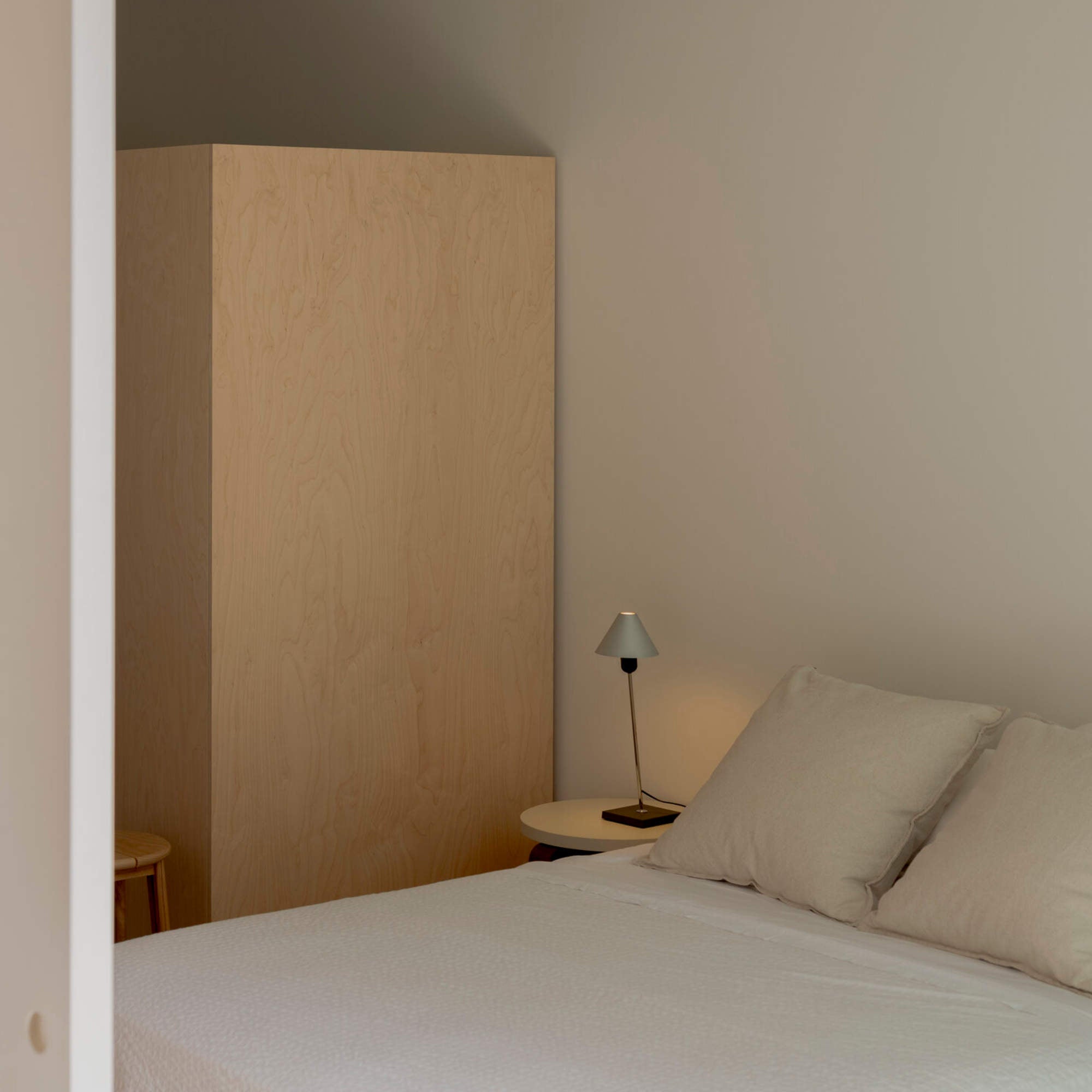 Gira Table Lamp - Natural-4