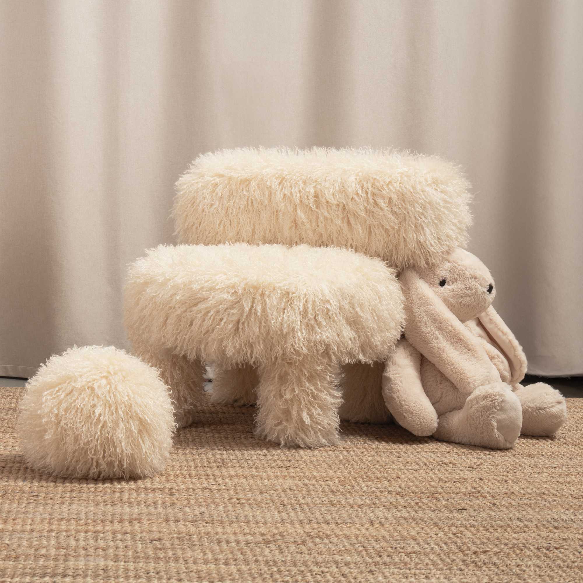 Gropius CS1 Fluffy Low Armchair - Fabric G (Azur Cotonneux Faux Fur)