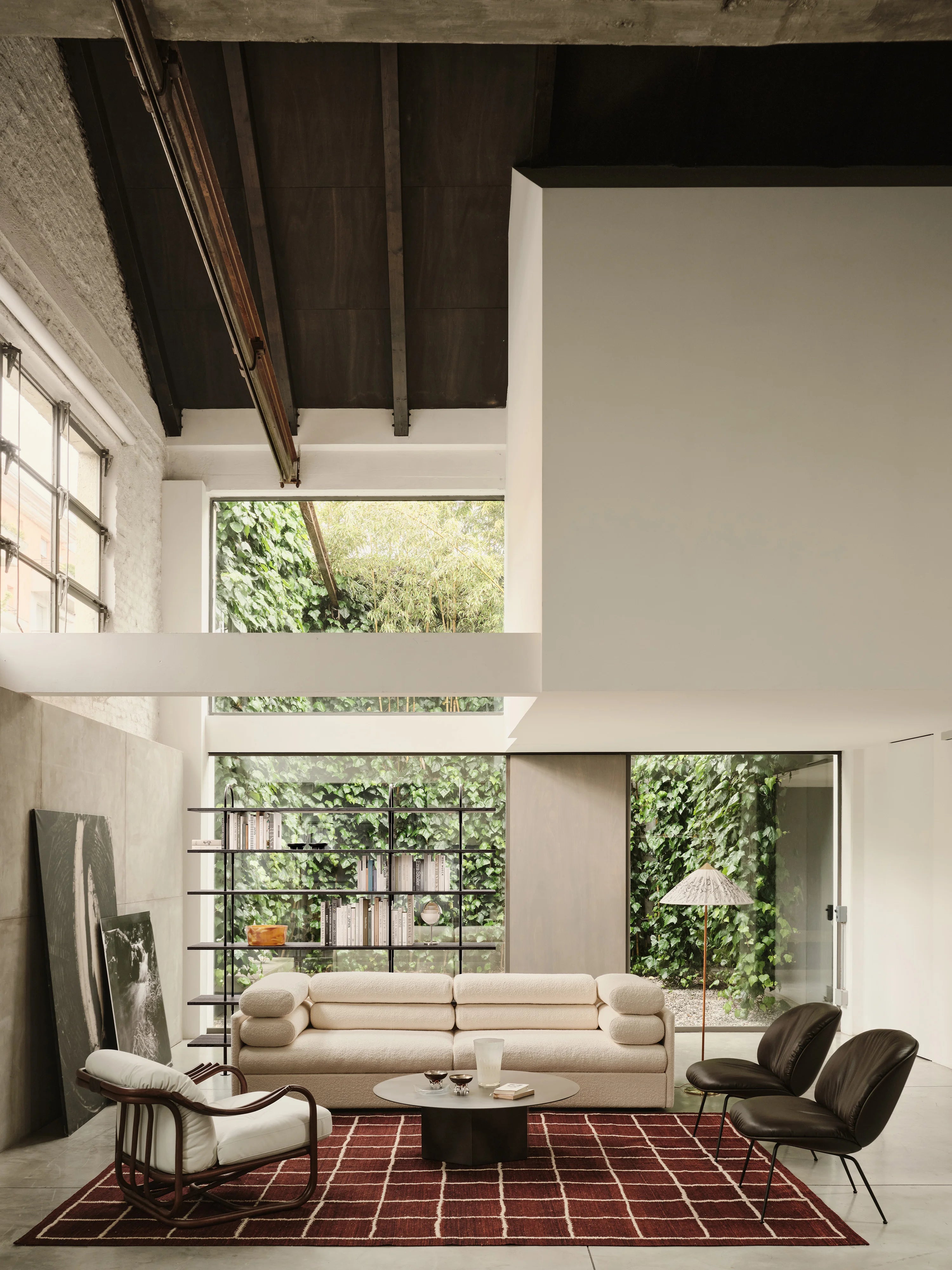 Beetle 61940 Soft Lounge Chair - Black Matt / Leather C (Smooth Leather Coffee FL2972)-9