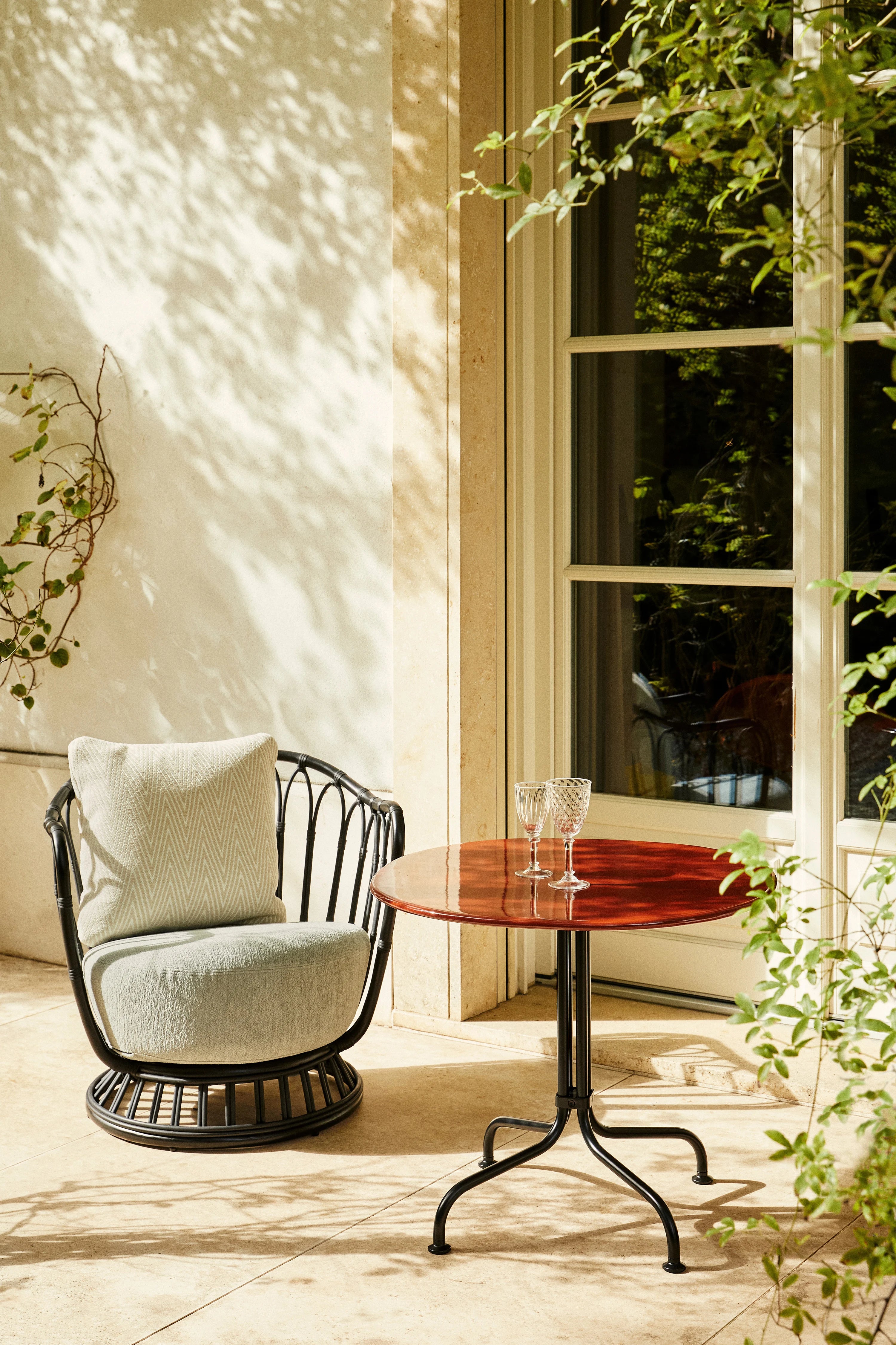 Grace 61732 Outdoor Lounge Chair - Alabaster White / Fabric A (Leslie 006) / Fabric A (Leslie Stripe 020)-5