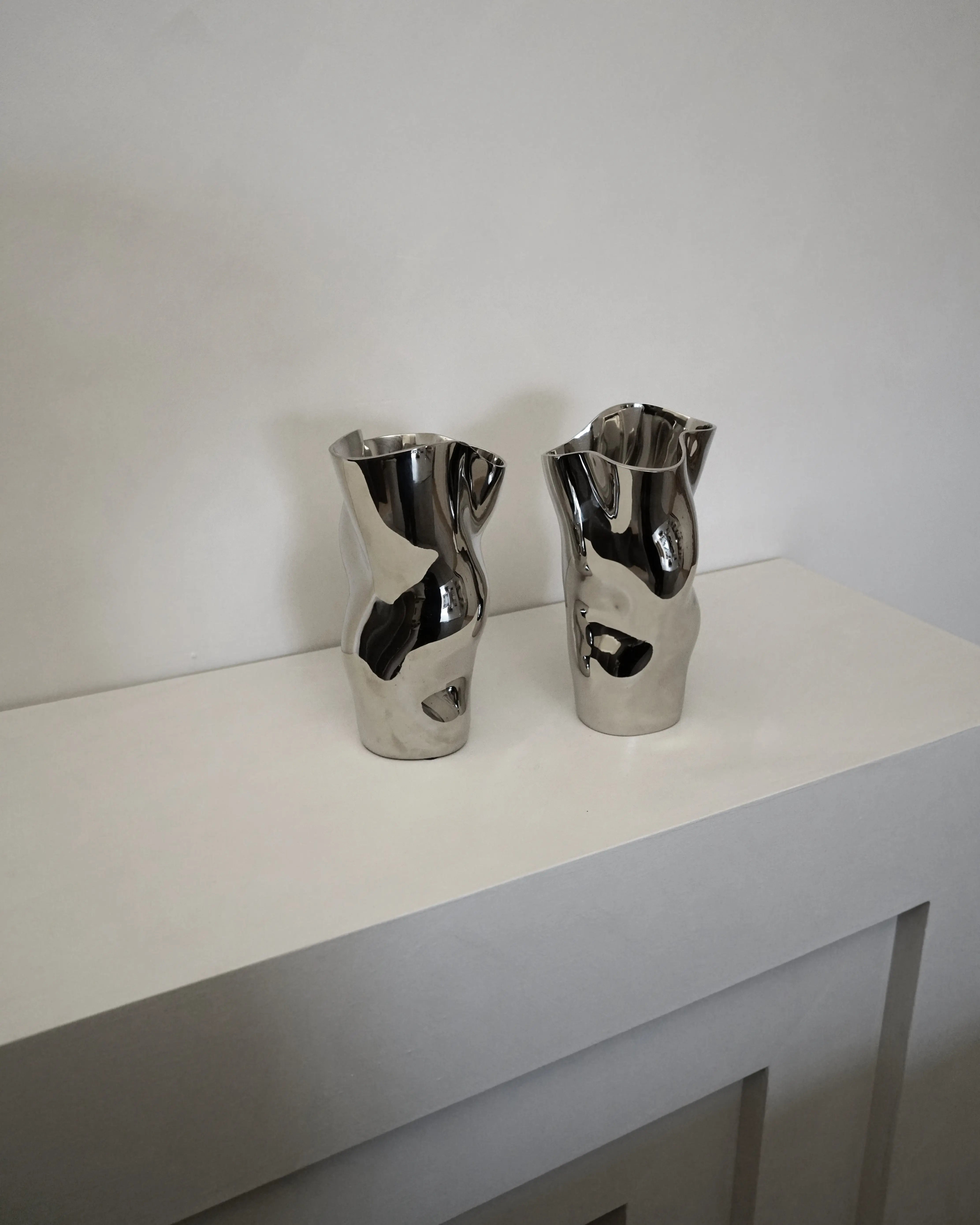 Ostrea 25 Vase - Titanium-7