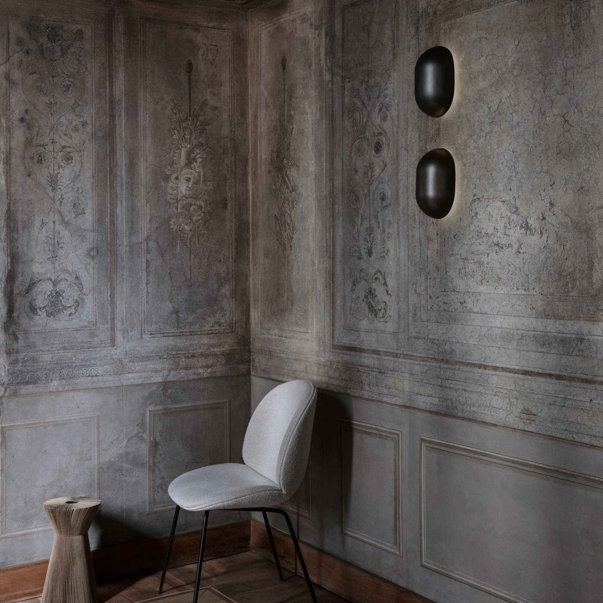 Howard 10029297 Wall Lamp - Gunmetal-4