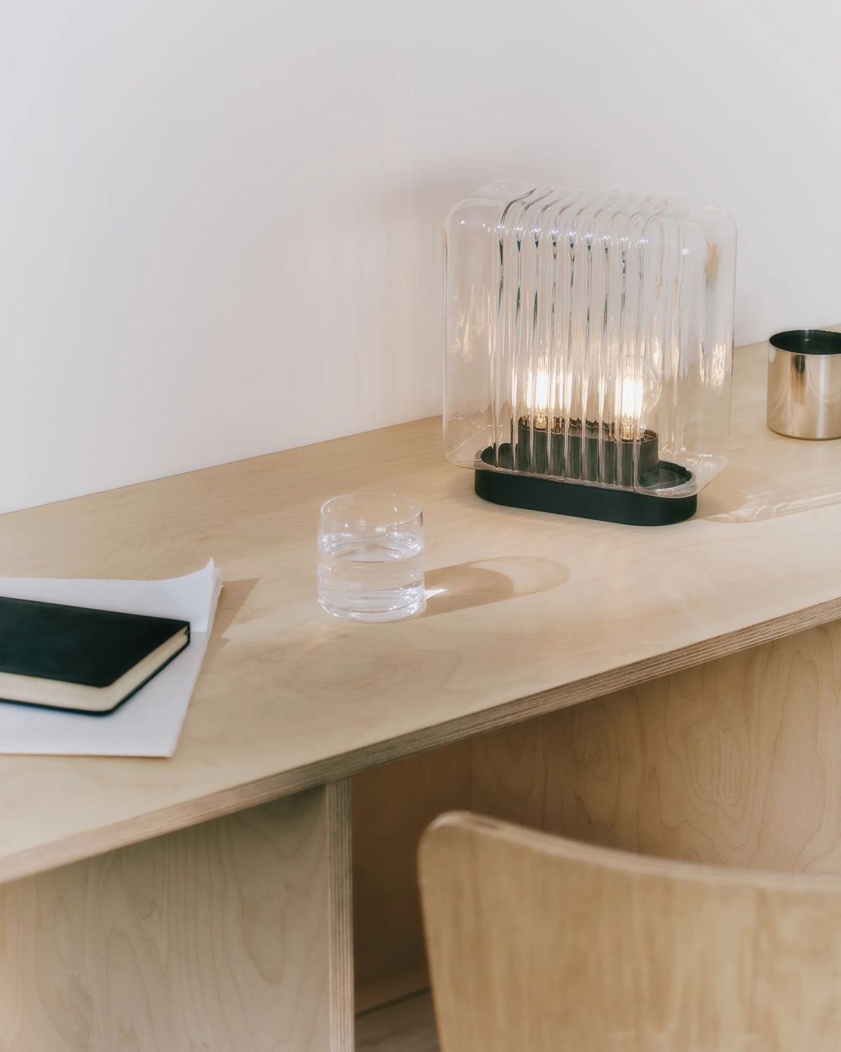 Lari Portable Table Lamp-4