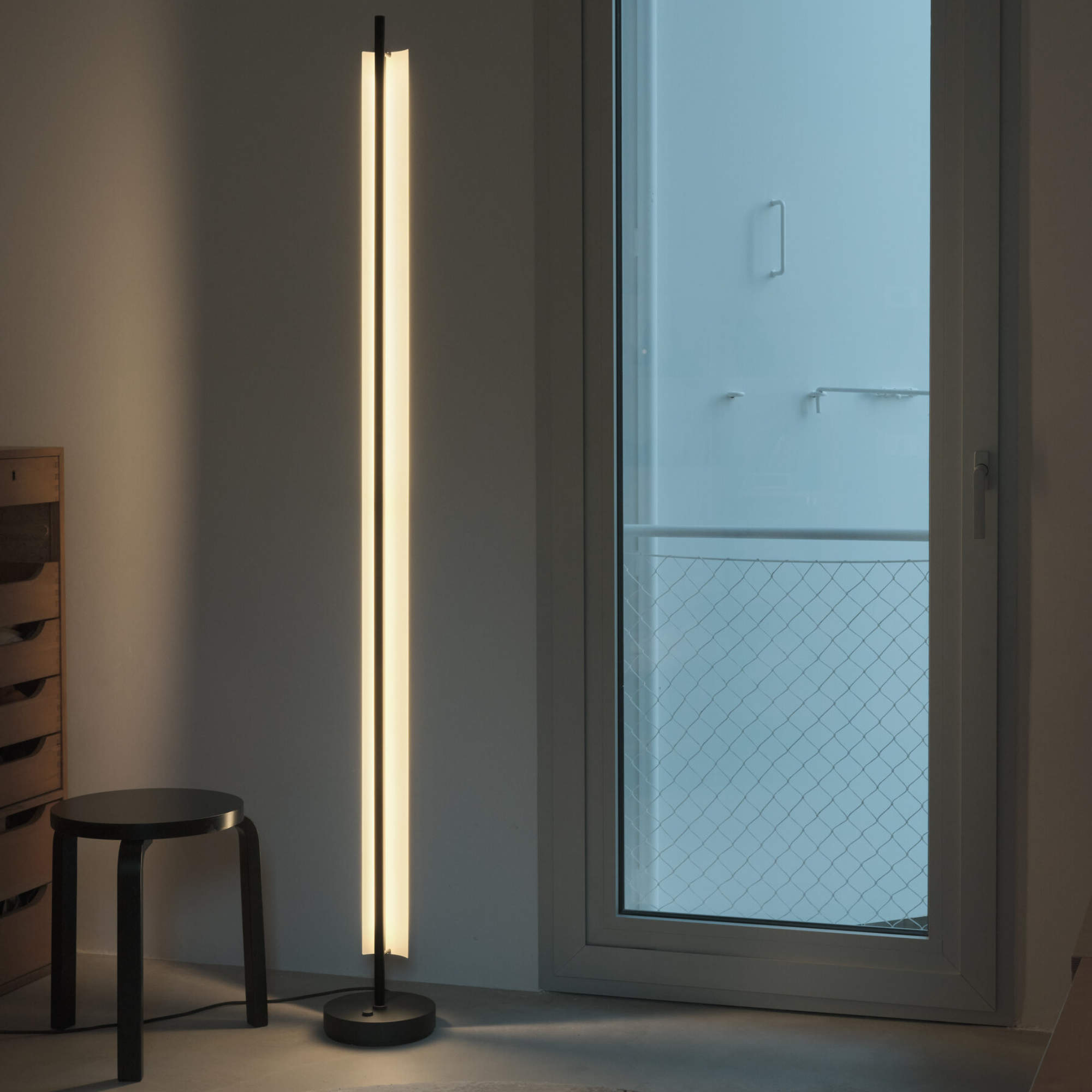 Lamina 165 Floor Lamp-3