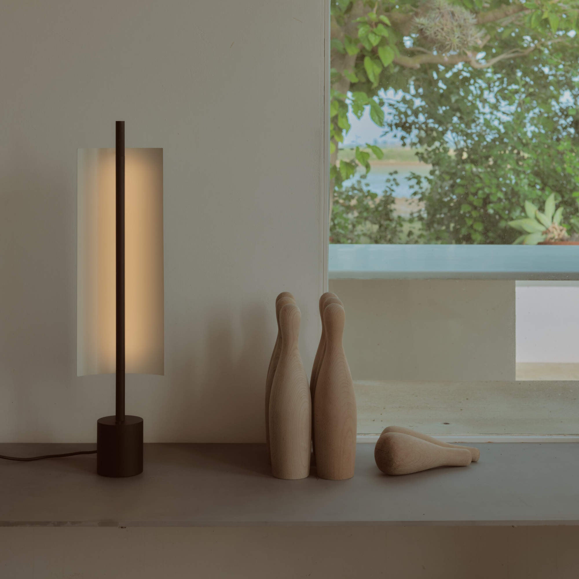 Lamina 45 Table Lamp-4