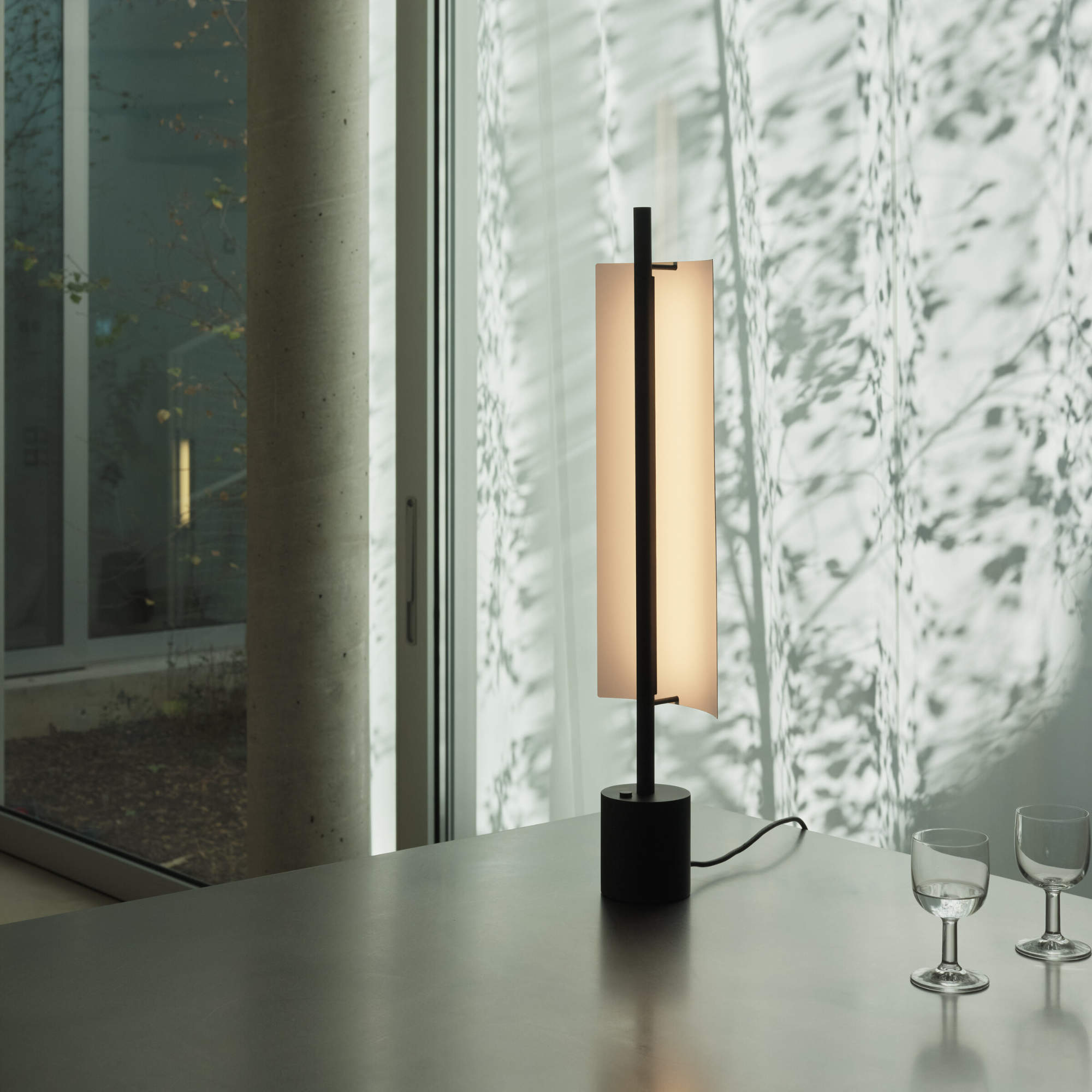 Lamina 45 Table Lamp-3