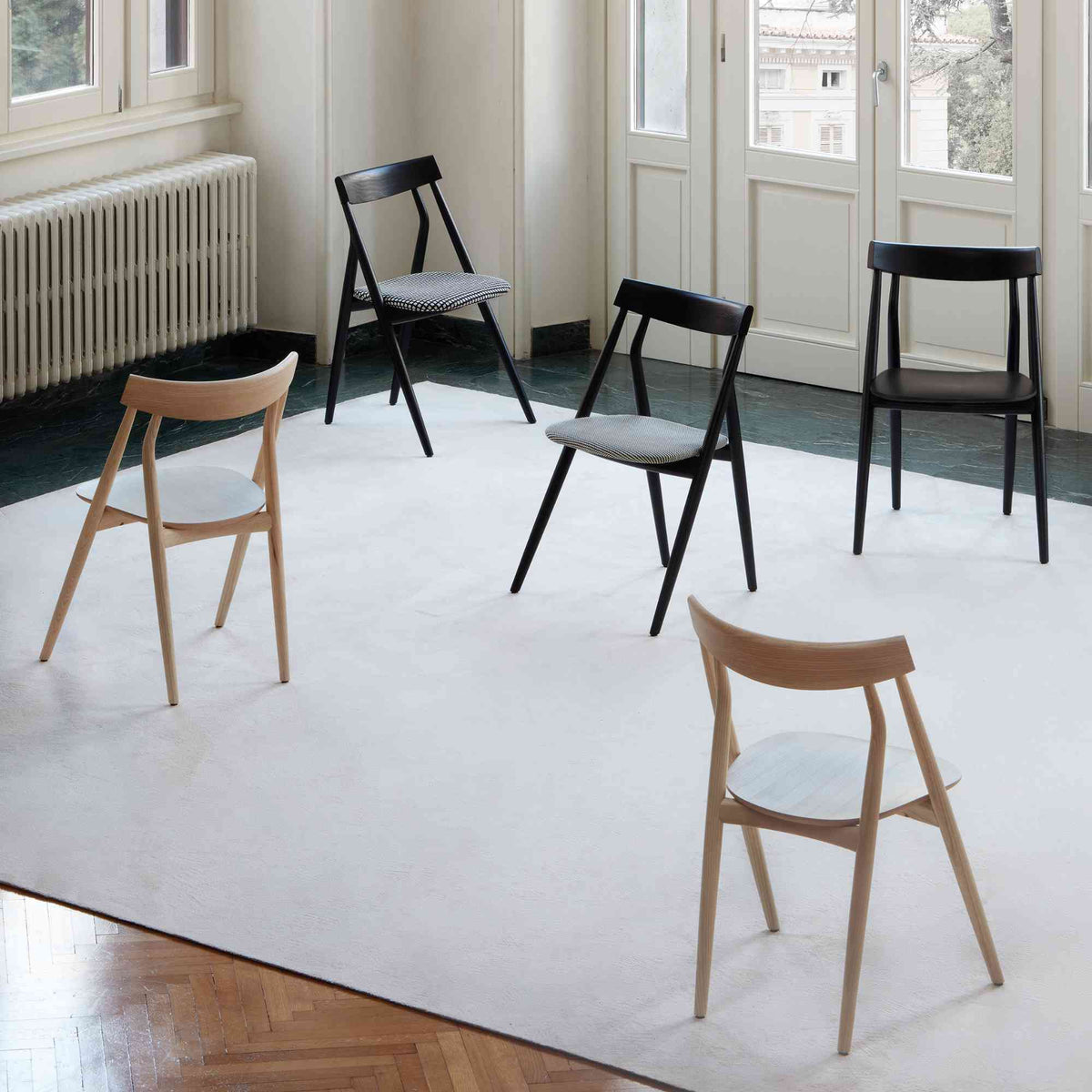 Lizzy Dining Chair – 52x80 / Wood (Black Ash)-2