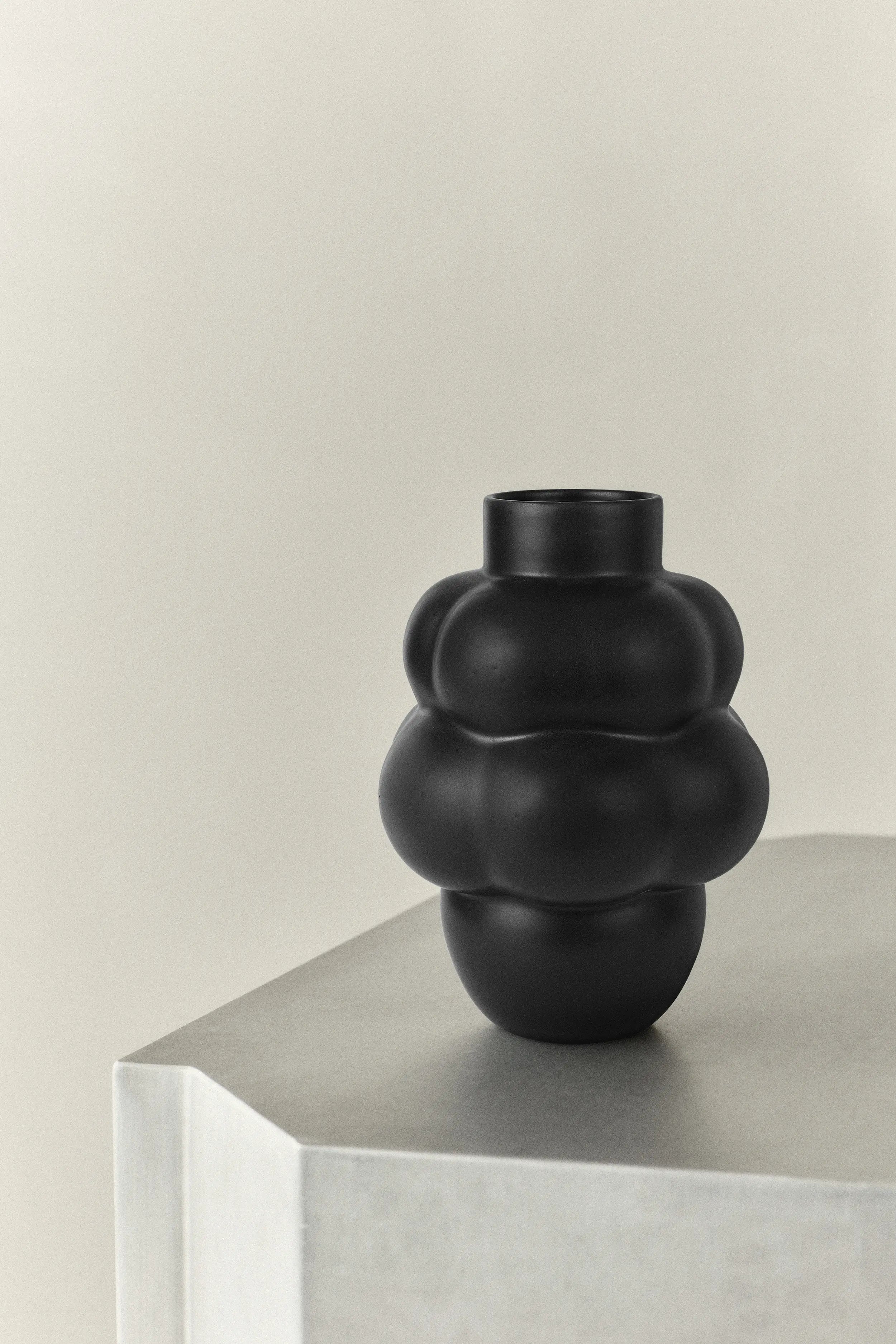 Balloon 04 Ceramic Vase - Ink Black-3