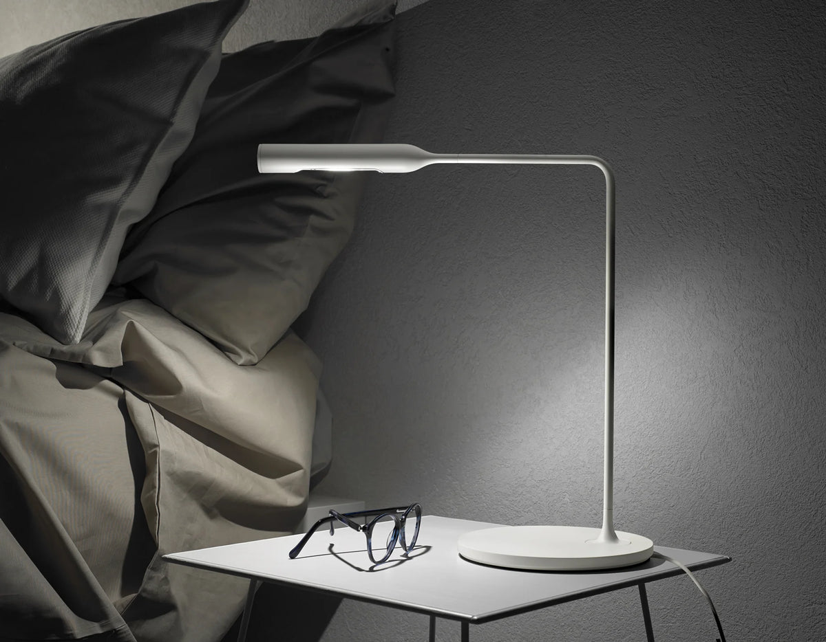 Flo Bedside Table Lamp - Black Soft-Touch-4