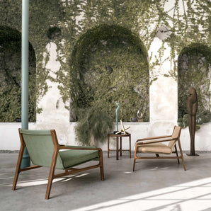 Margot PMG1 Armchair - Walnut/Leather (Luxe 416 Touch)
