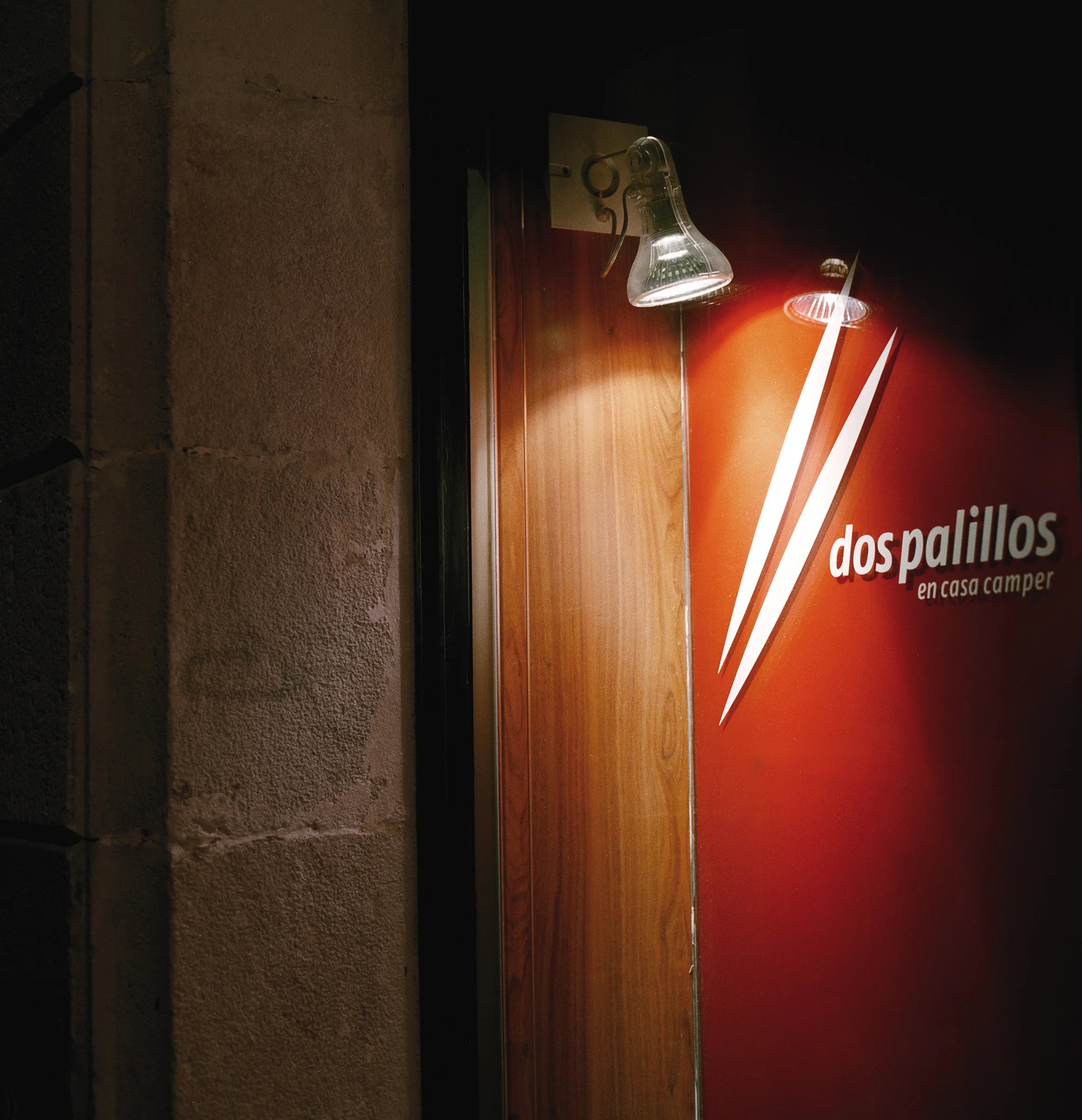 Atlas 27K Ceiling Lamp - Translucent-2