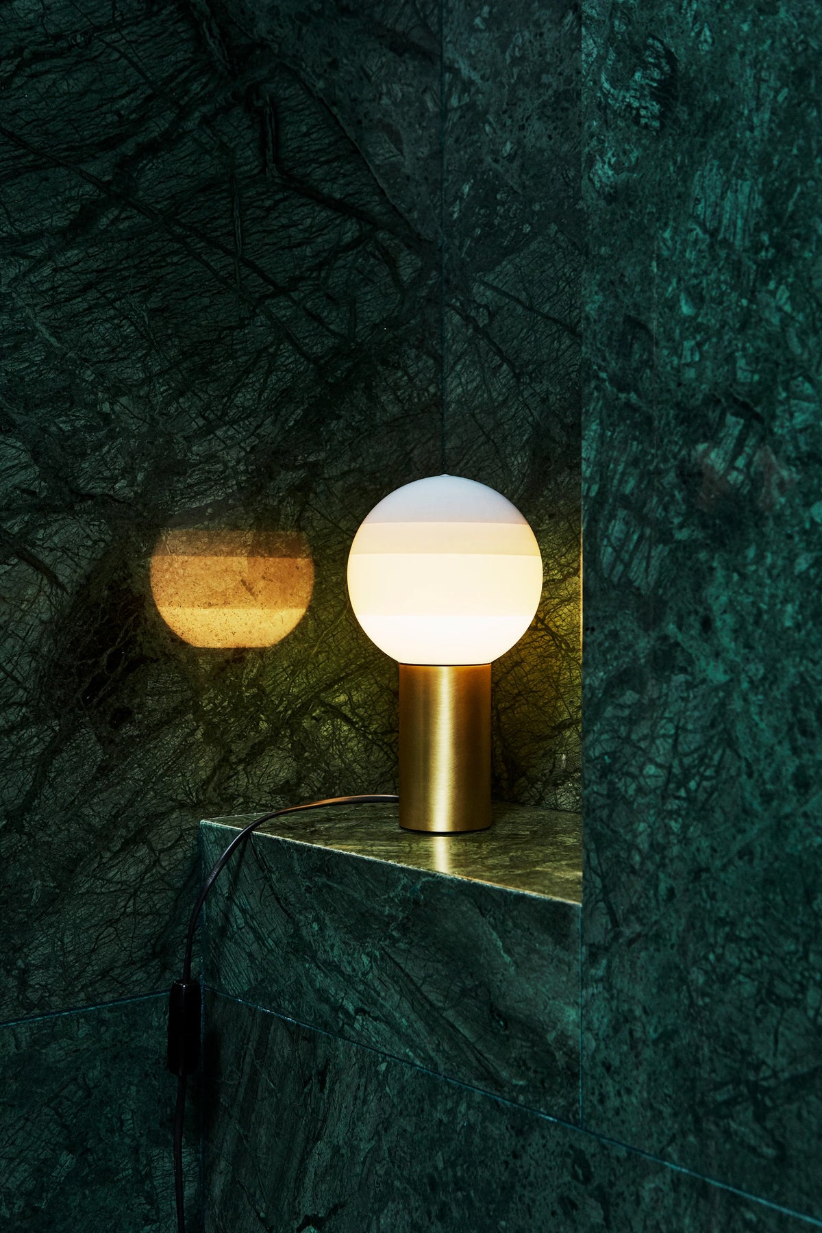 Dipping Light Table Lamp - Brushed Brass/White-2