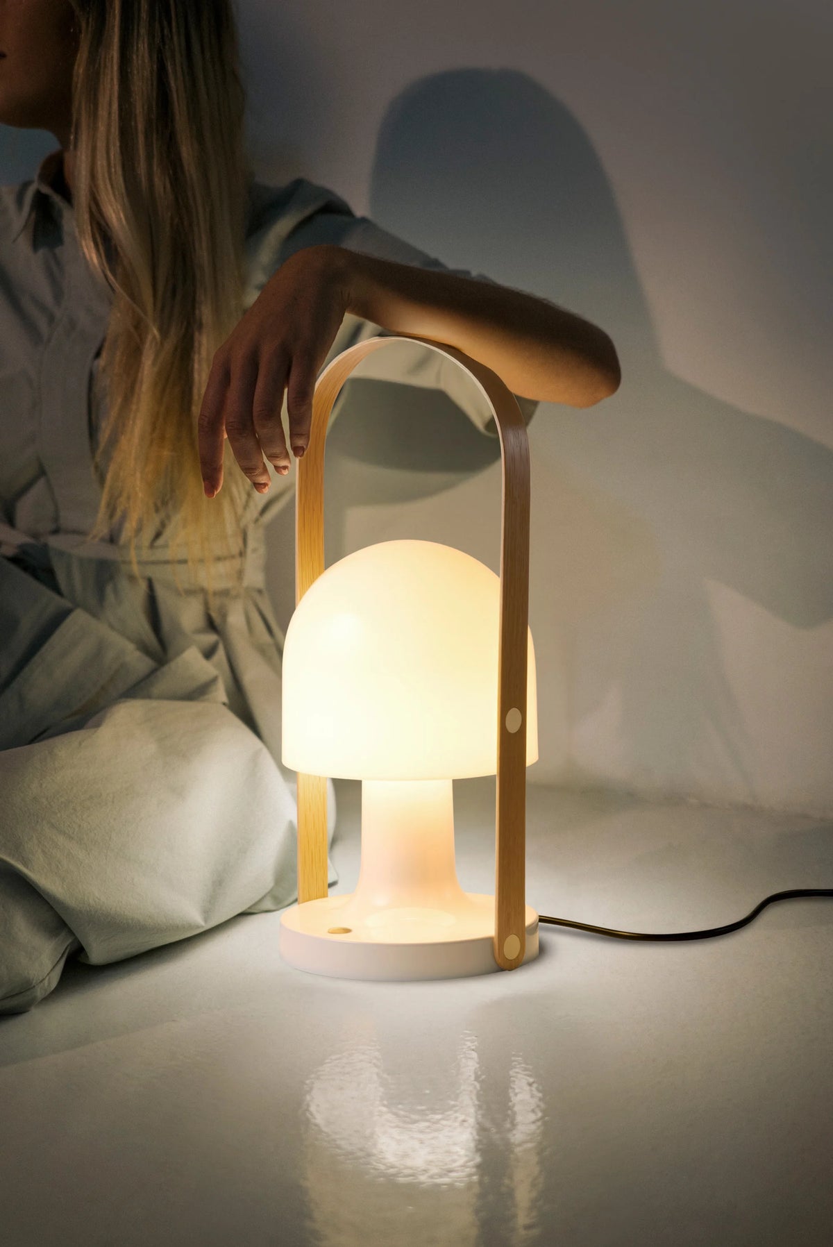 Followme Portable Table Lamp – 18.5x44.3 / Polycarbonate (White)-7