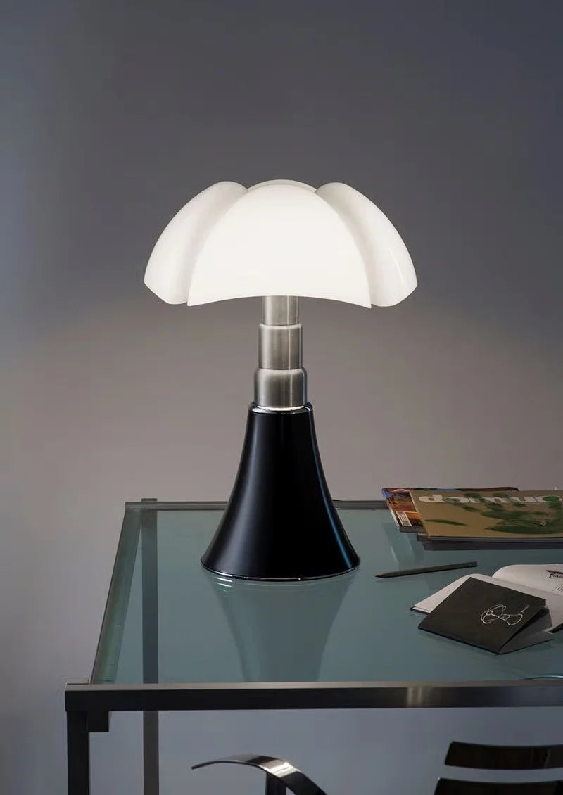 Pipistrello Medio Table Lamp - Black Polished