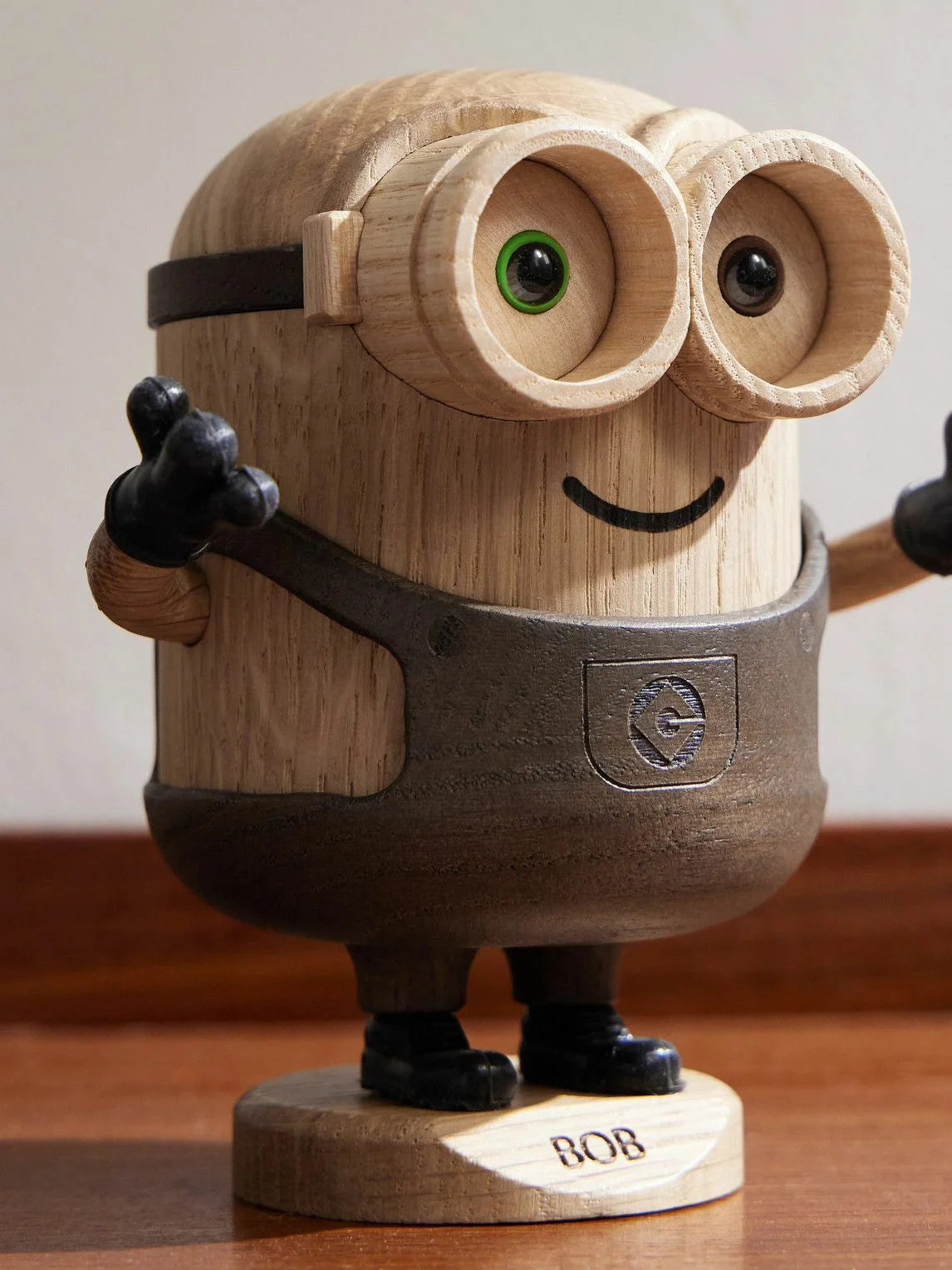 Minions Bob - Large/White Oak/Smoke Stained Oak-2