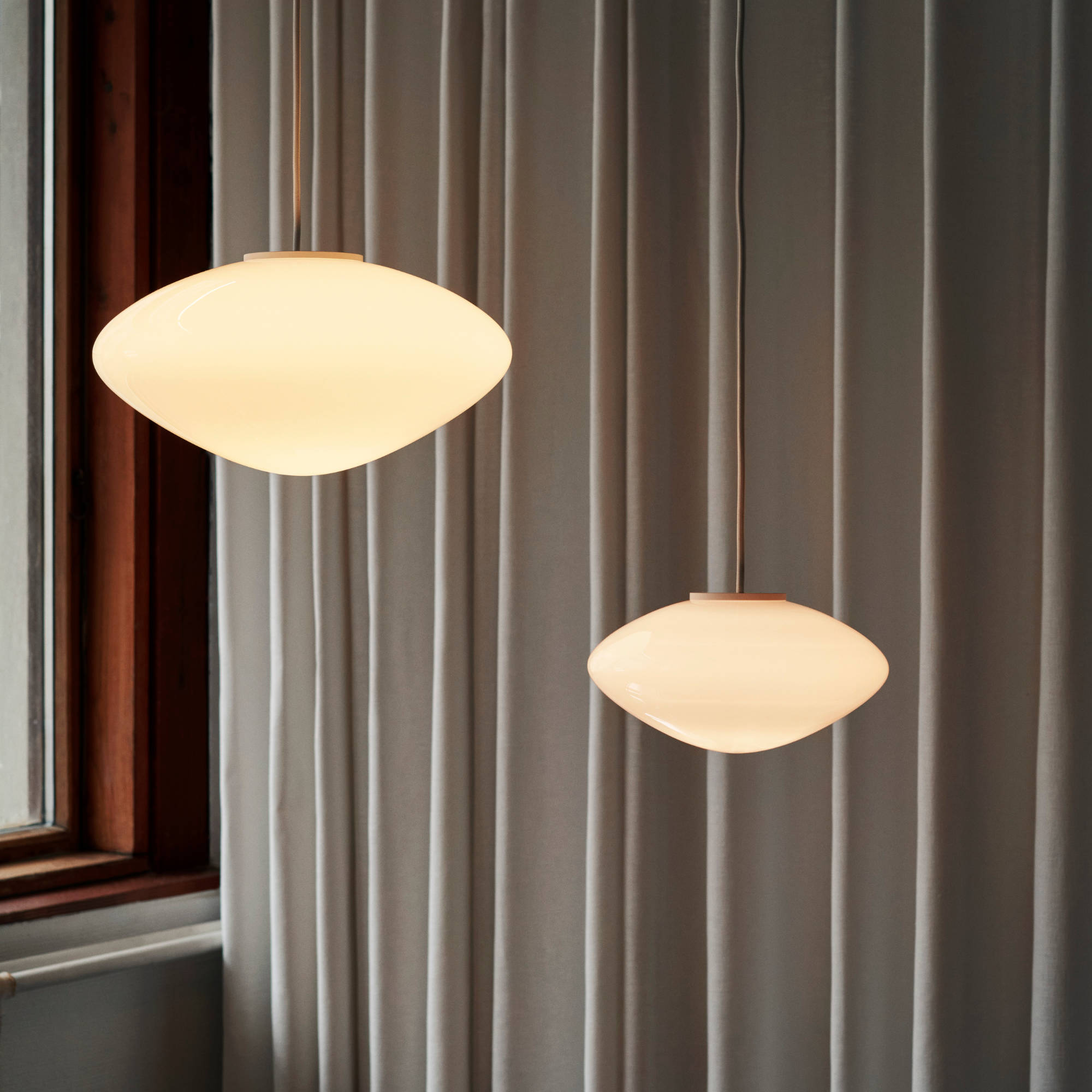 Mist AP16 Pendant Lamp - Opal Glass-3