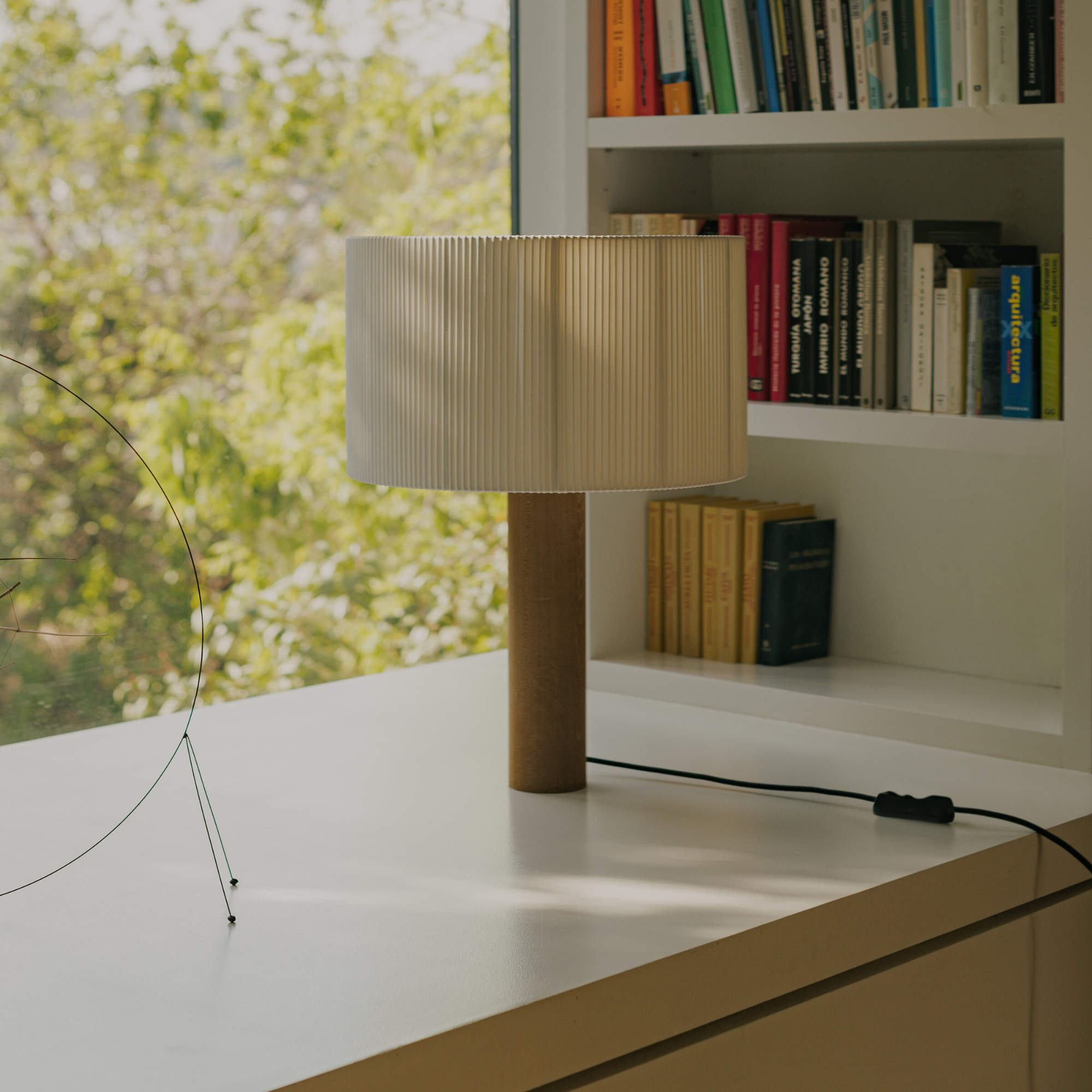 Moragas Table Lamp - Natural Oak-3