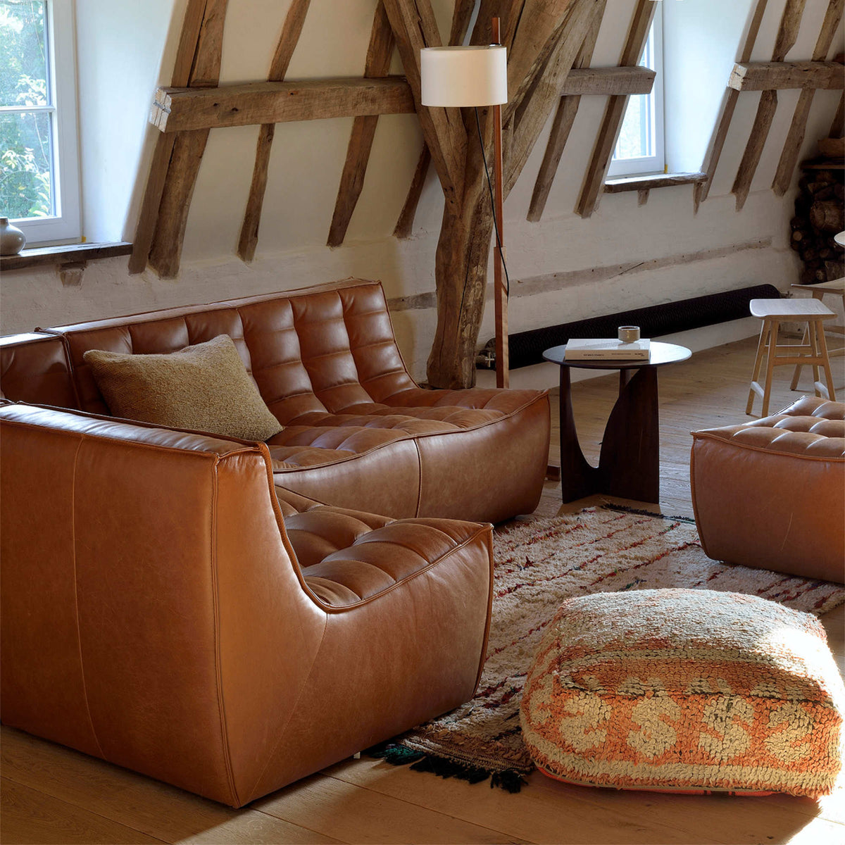 N701 20084 Sofa - Leather (Old Saddle)-2